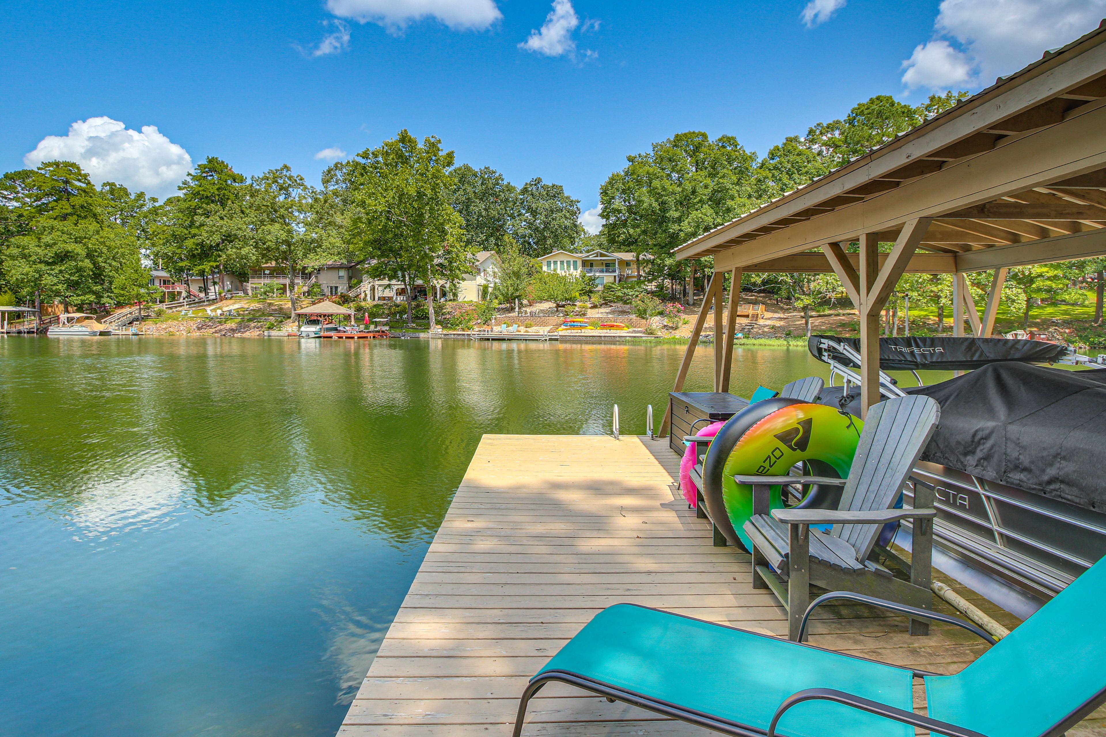 Hot Springs Vacation Rental | 3BR | 3BA | 2,200 Sq Ft | 3 Steps to Enter