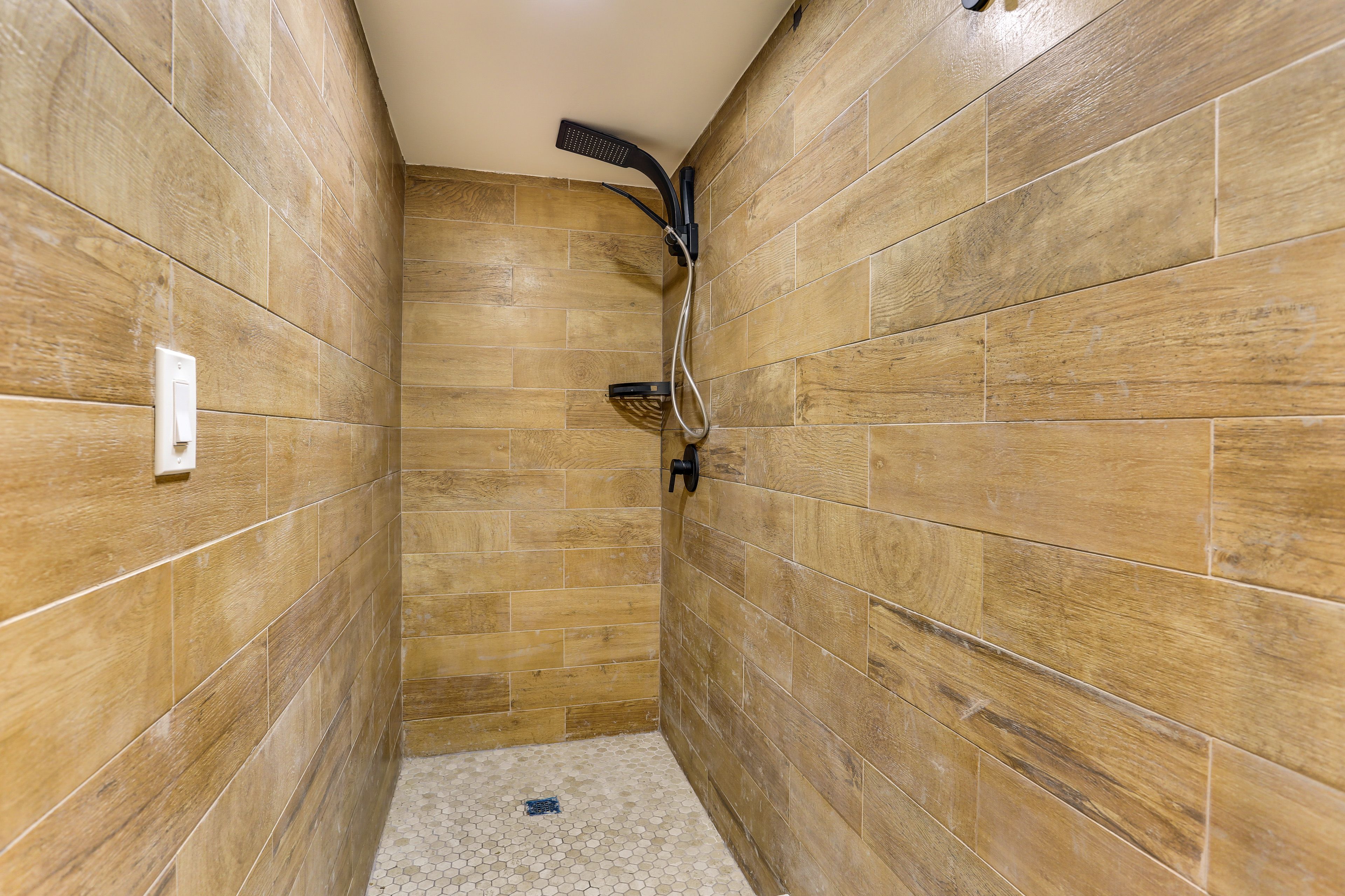 Additional Shower Room