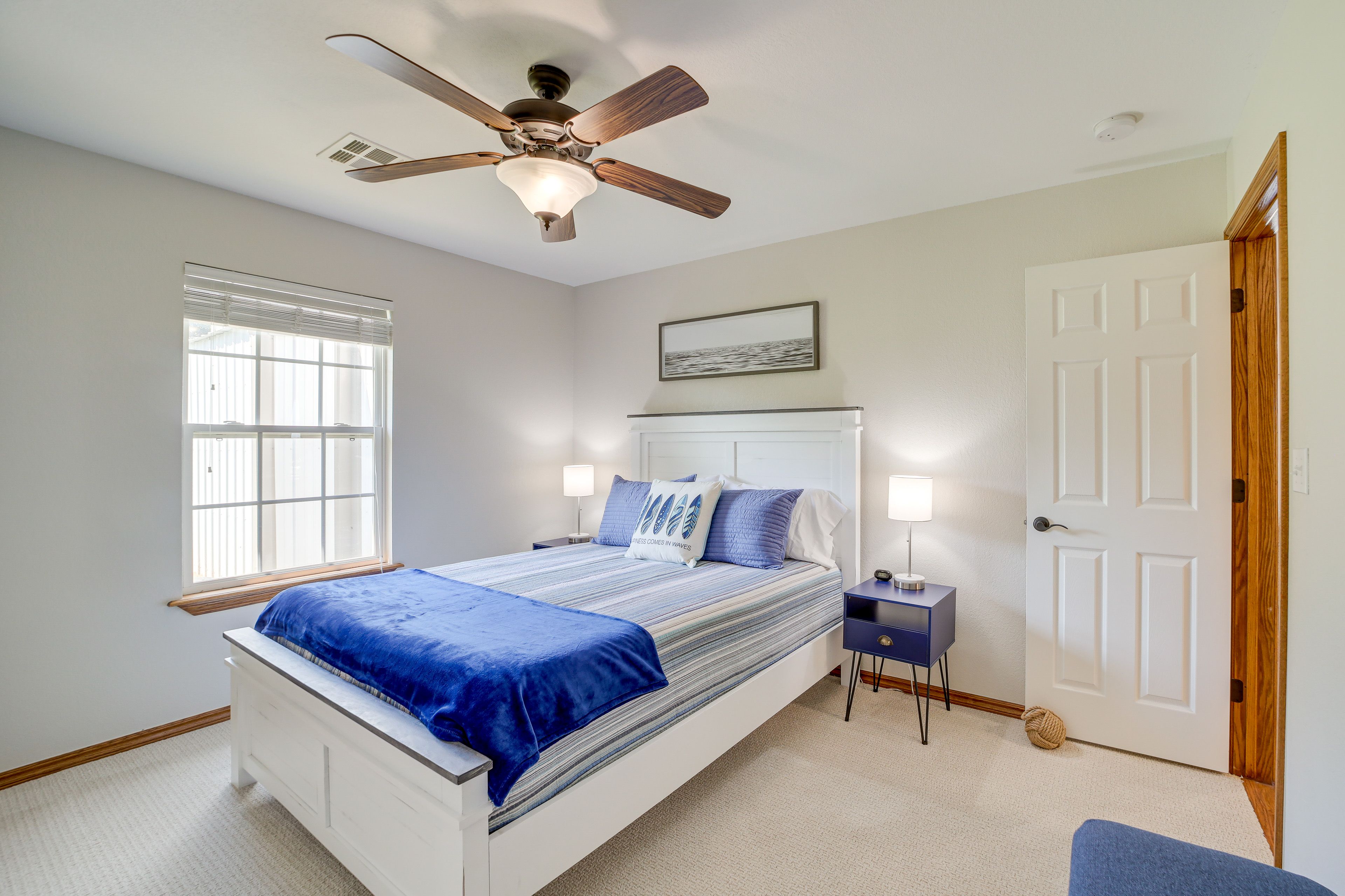 Bedroom 3 | Queen Bed