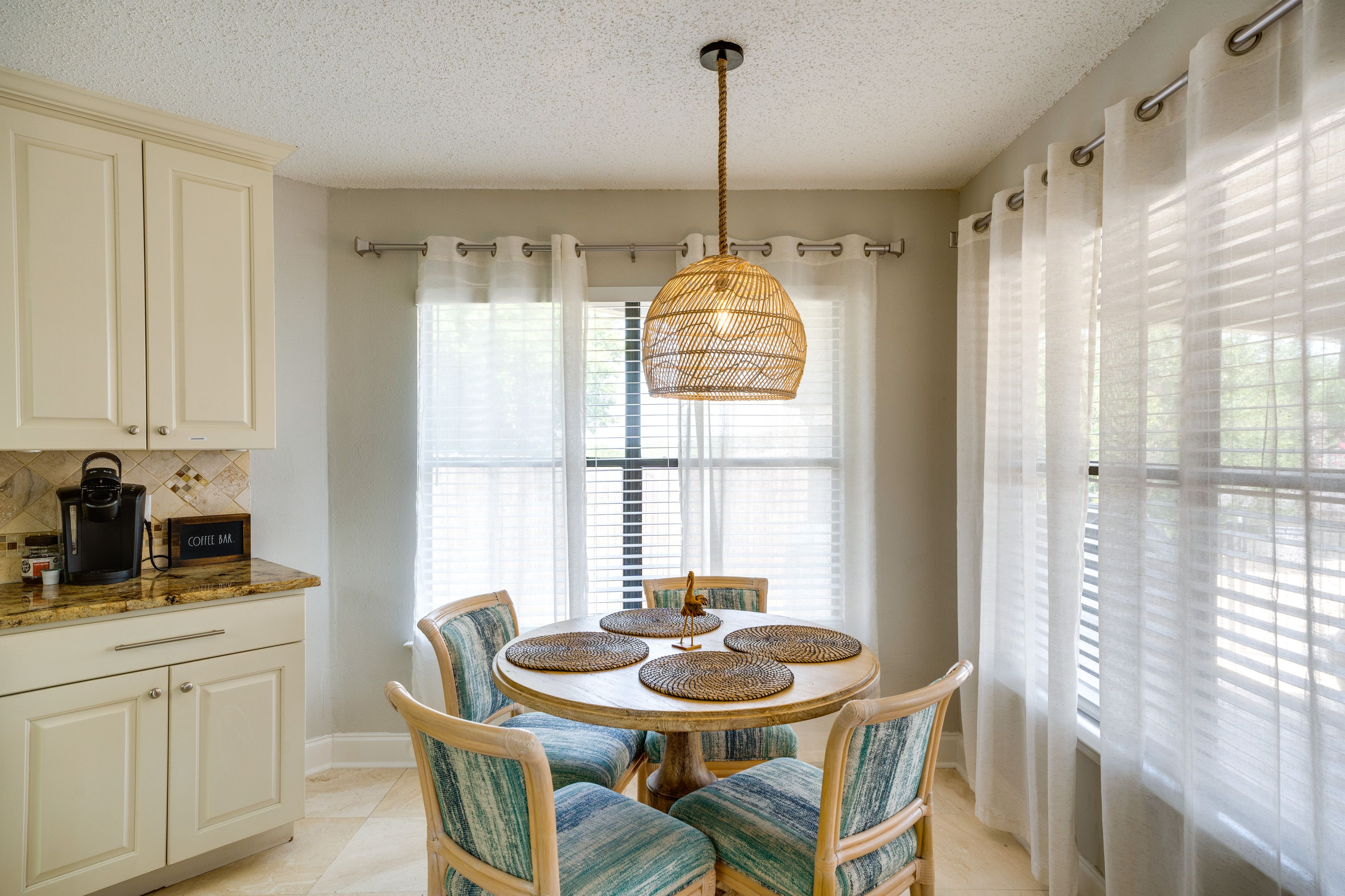 Dining Area | 1st Floor