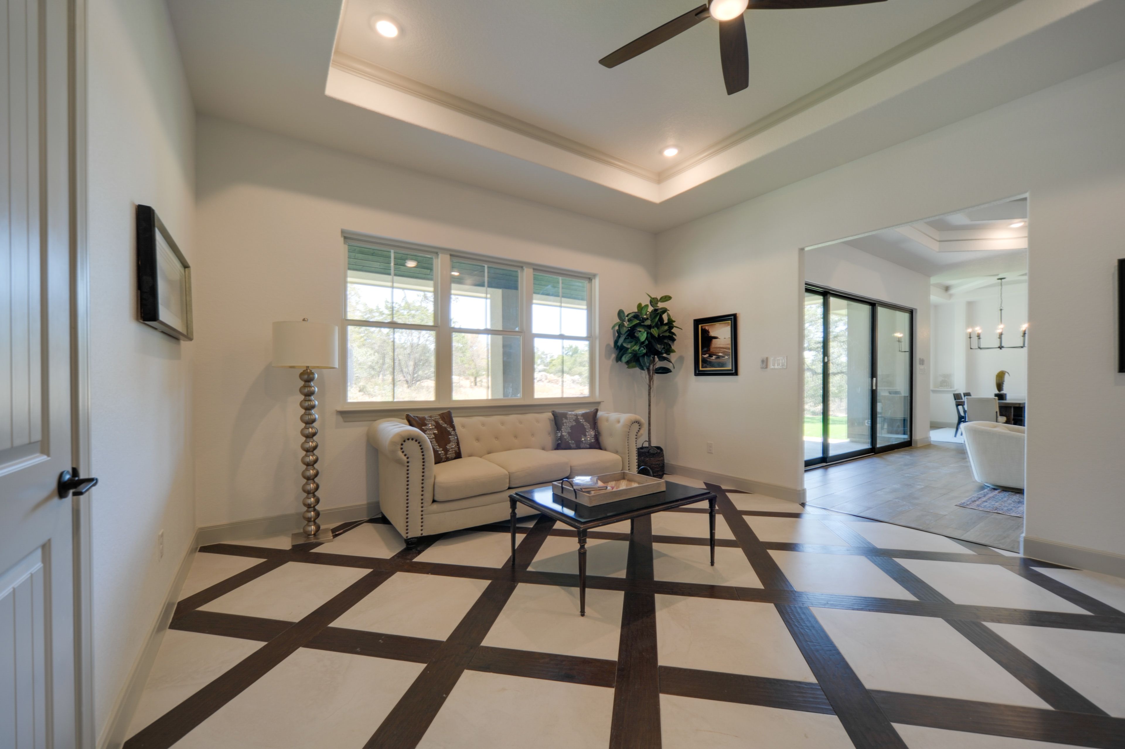 Lounge Room | Wet Bar | Wine Cooler