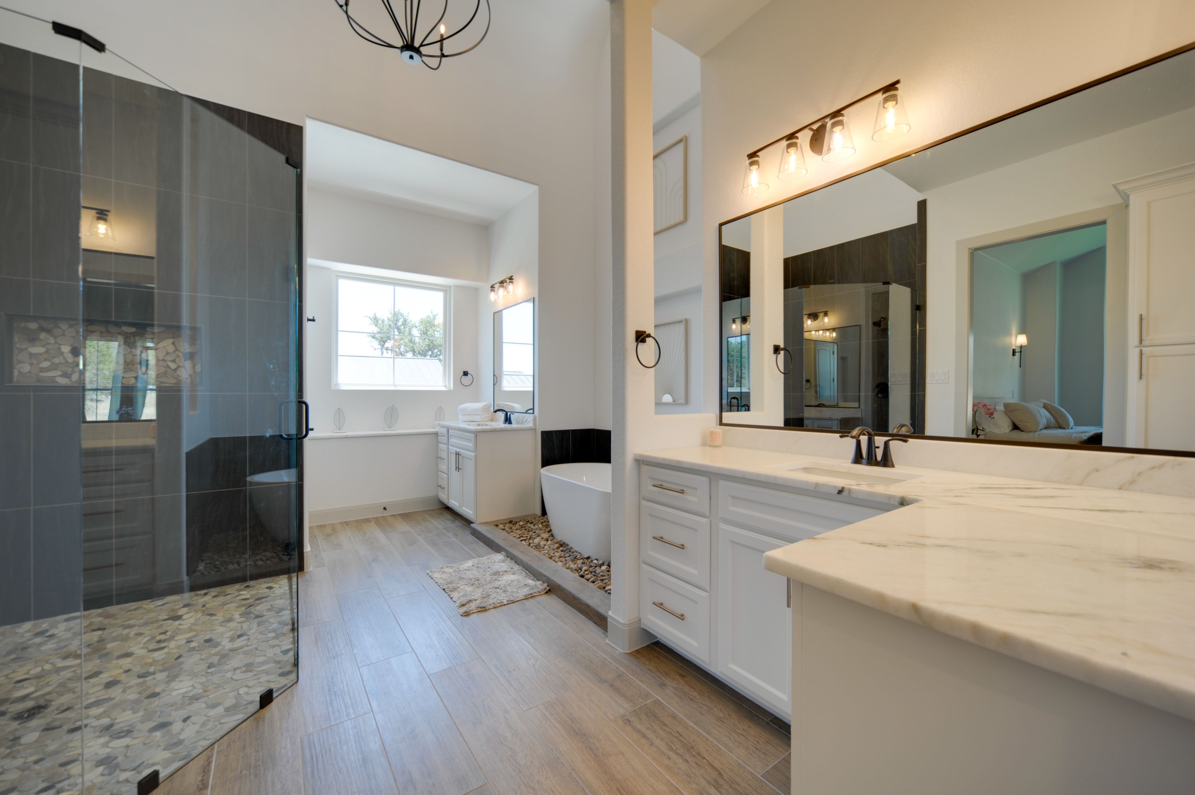 En-Suite Bathroom | Towels Provided | Complimentary Toiletries