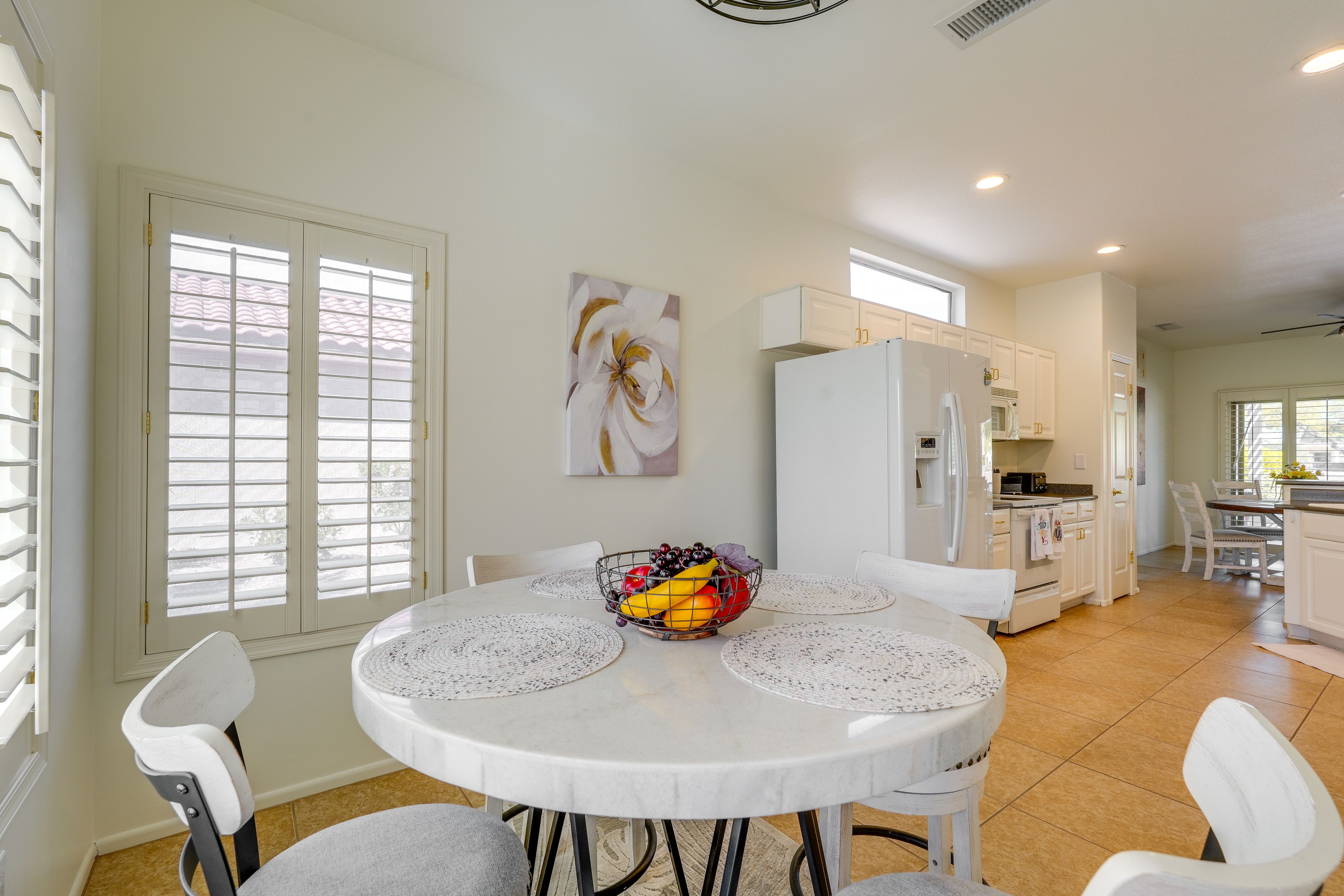 Dining Area 2