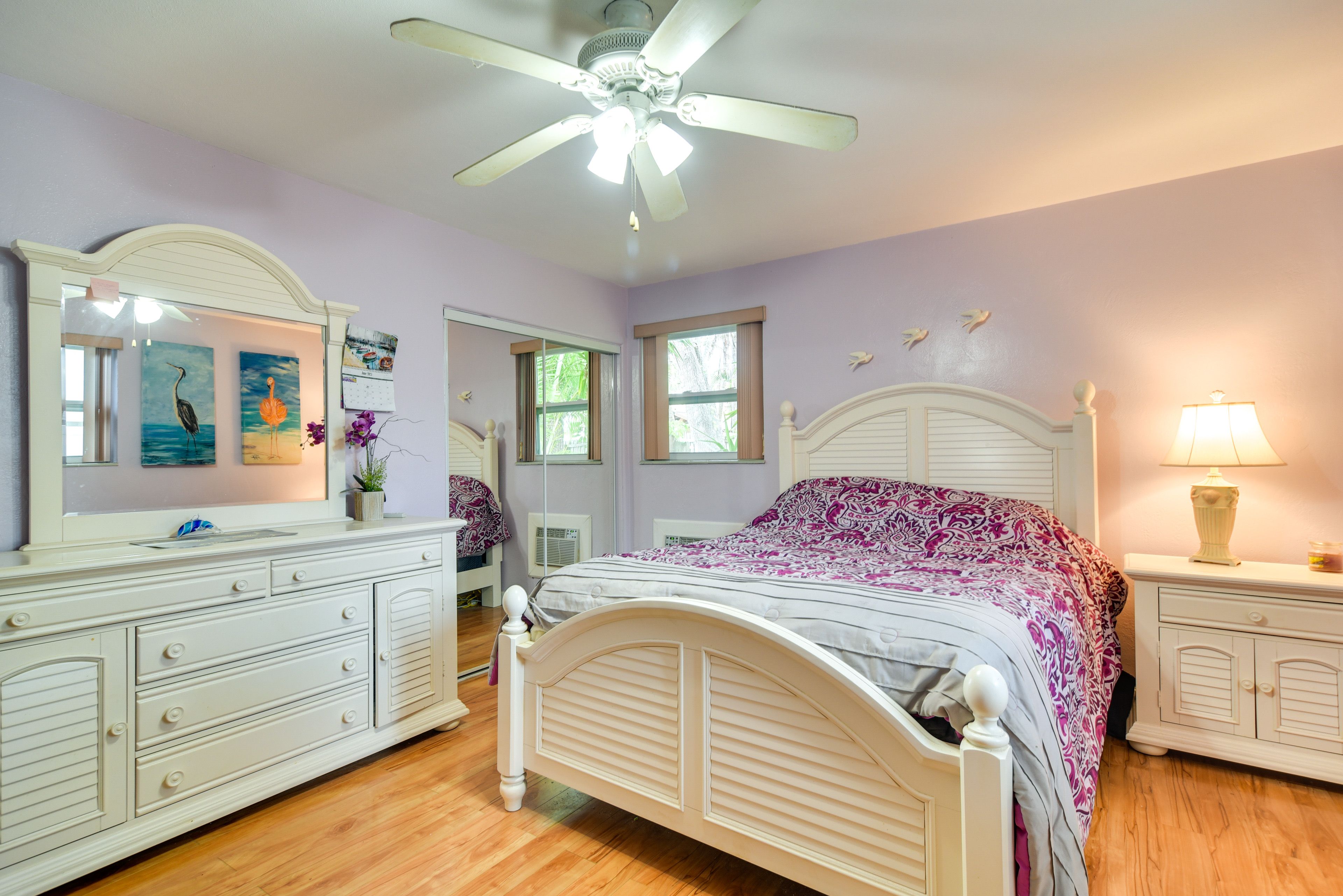 Bedroom 1 | Queen Bed | Linens Provided