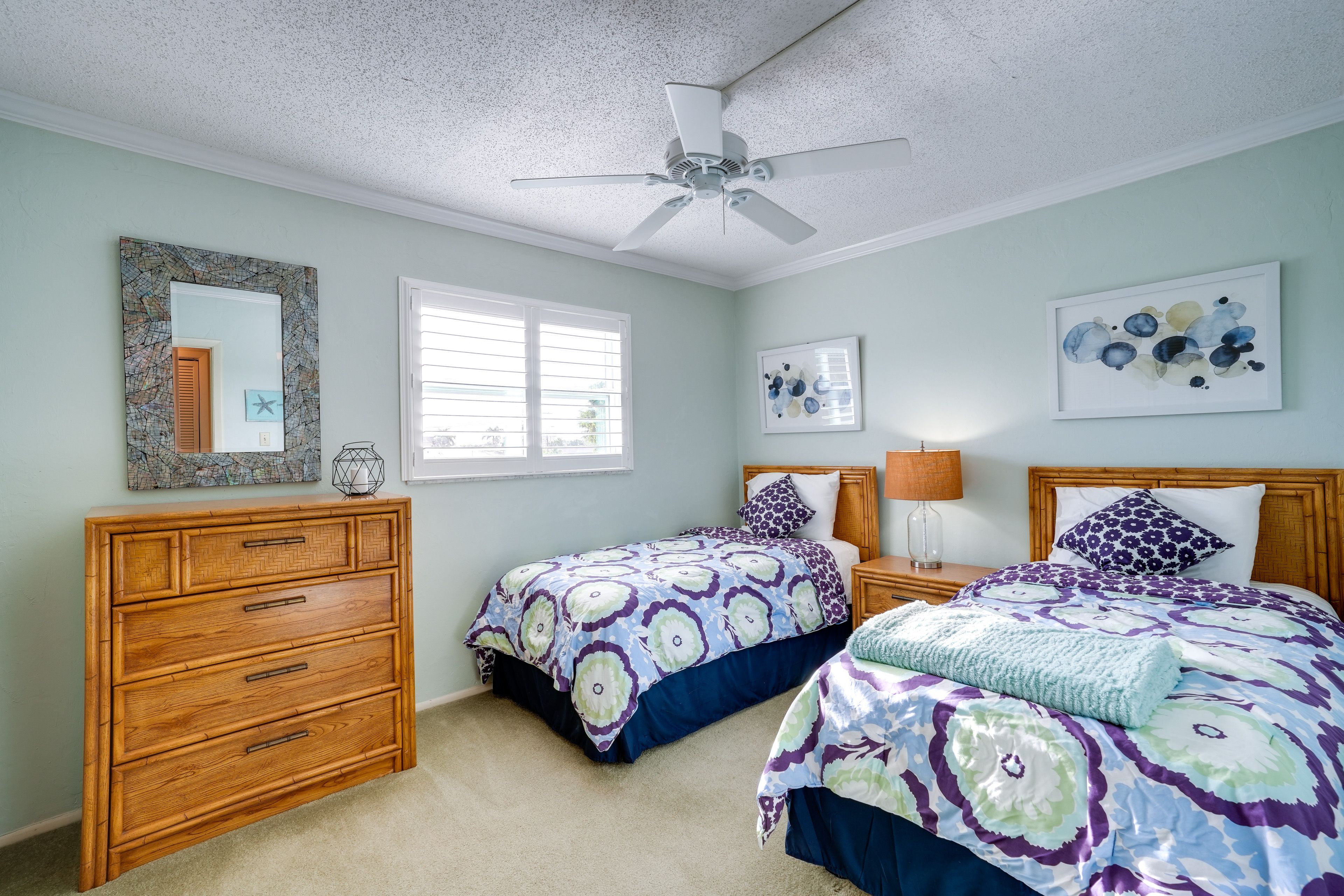 Bedroom 2 | 2 Twin Beds