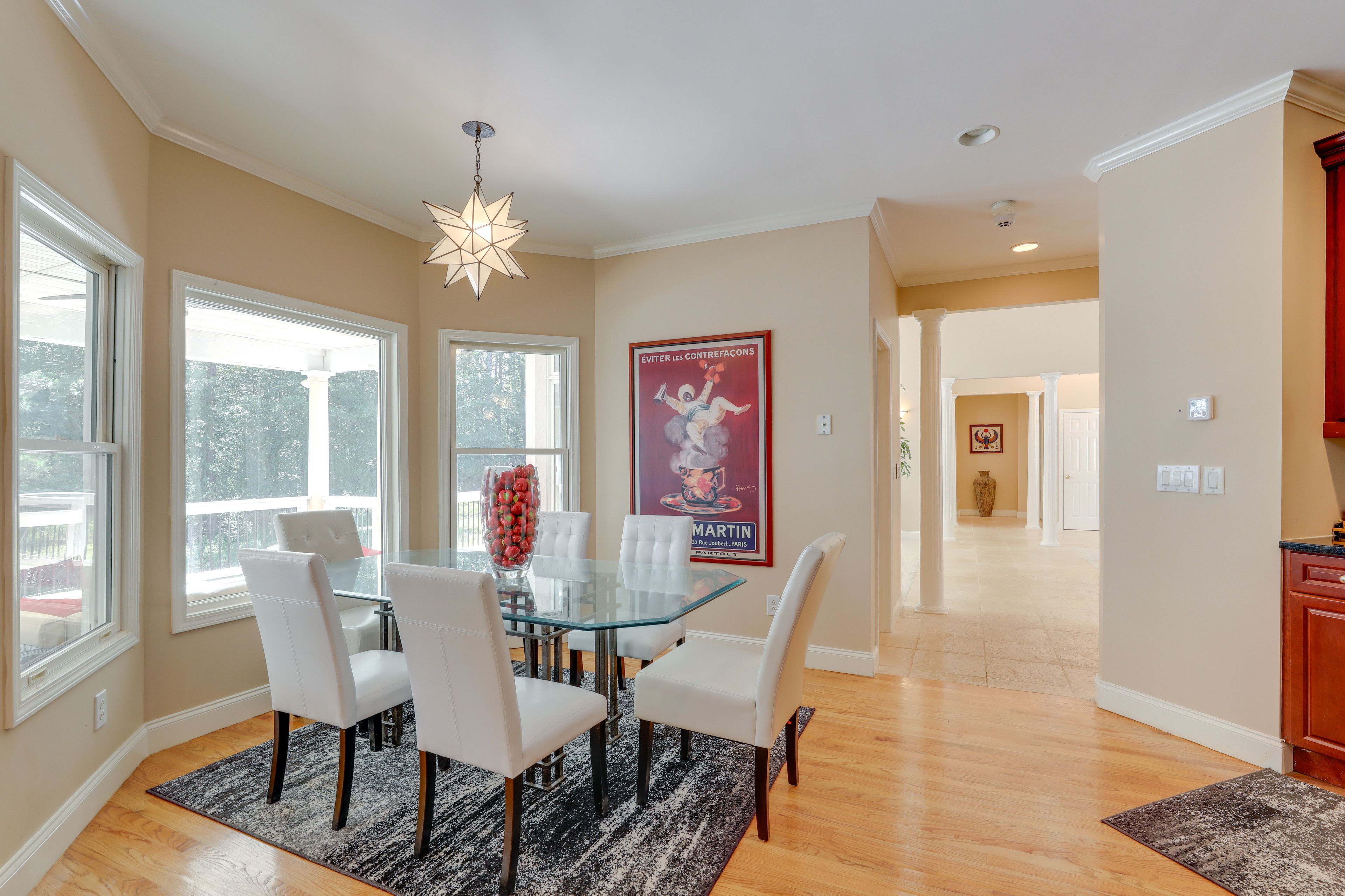 Additional Dining Area | Dining Table