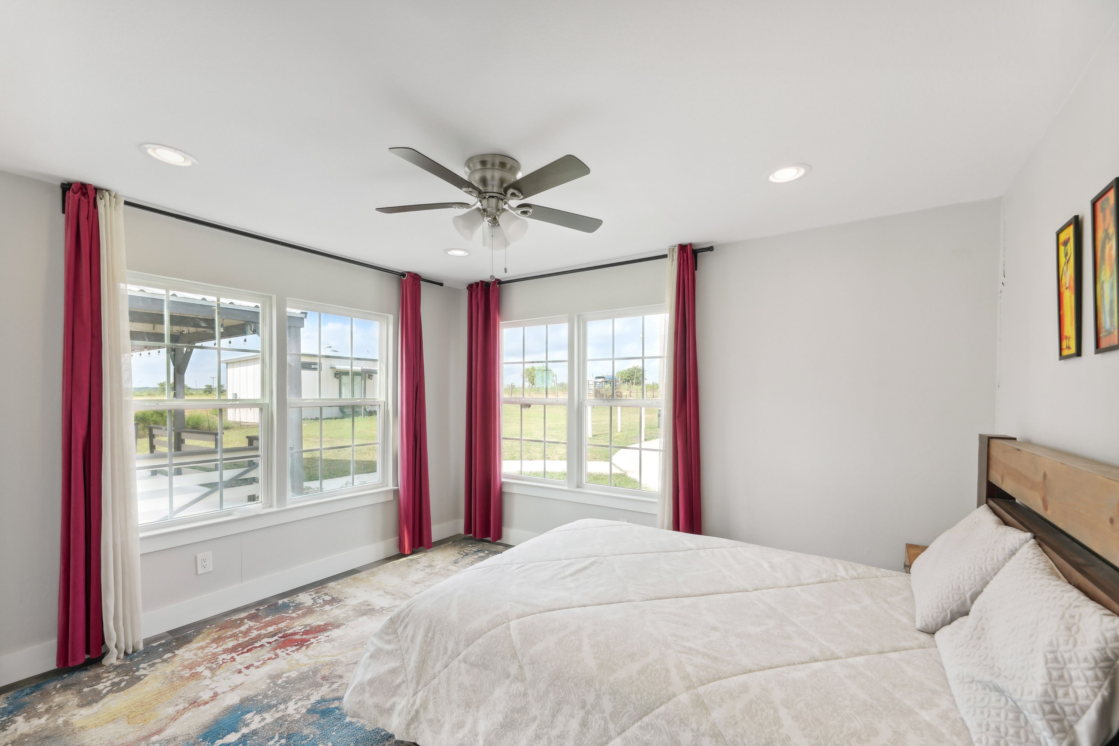 Bedroom 2 | Queen Bed