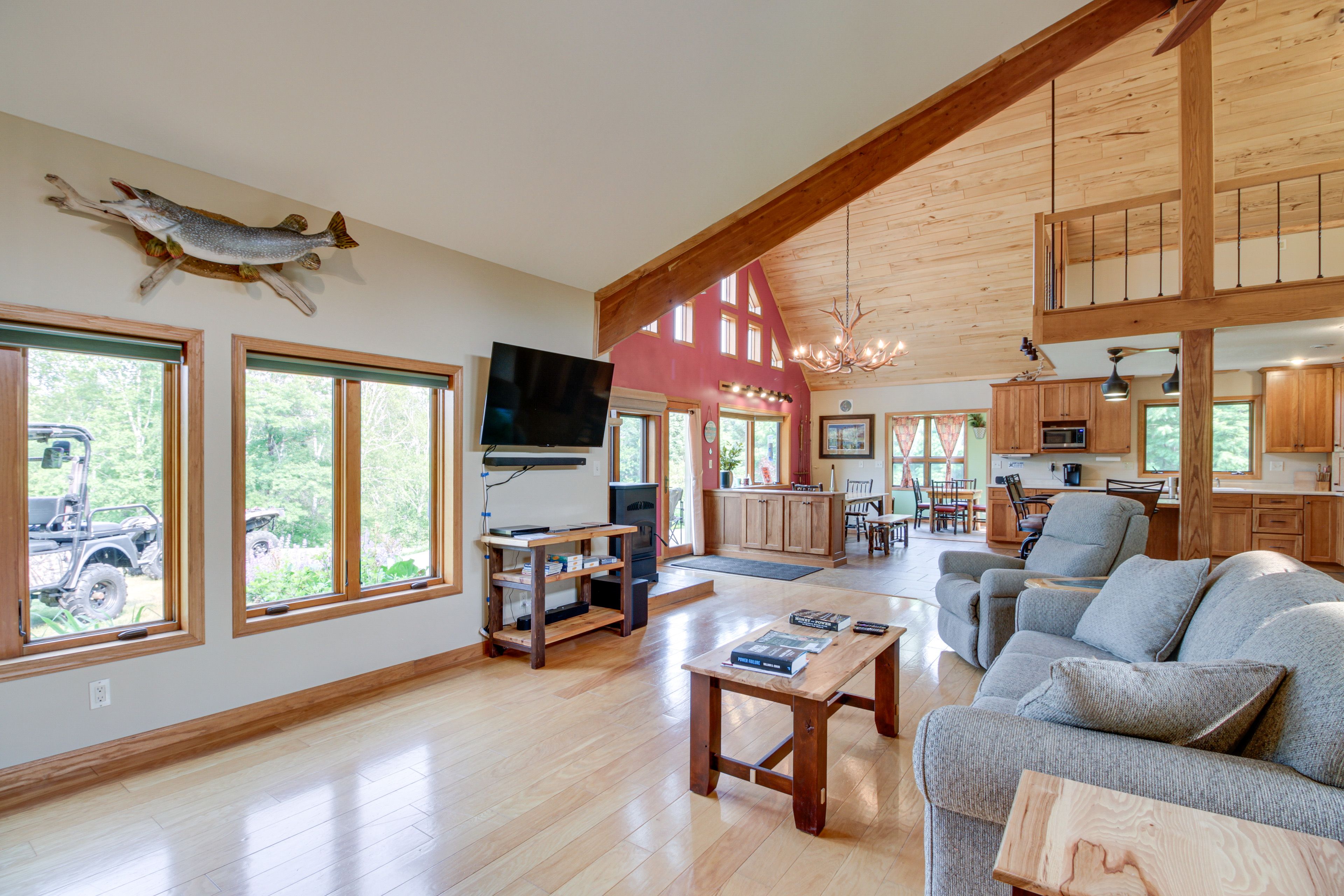 Living Room | Central A/C & Heating