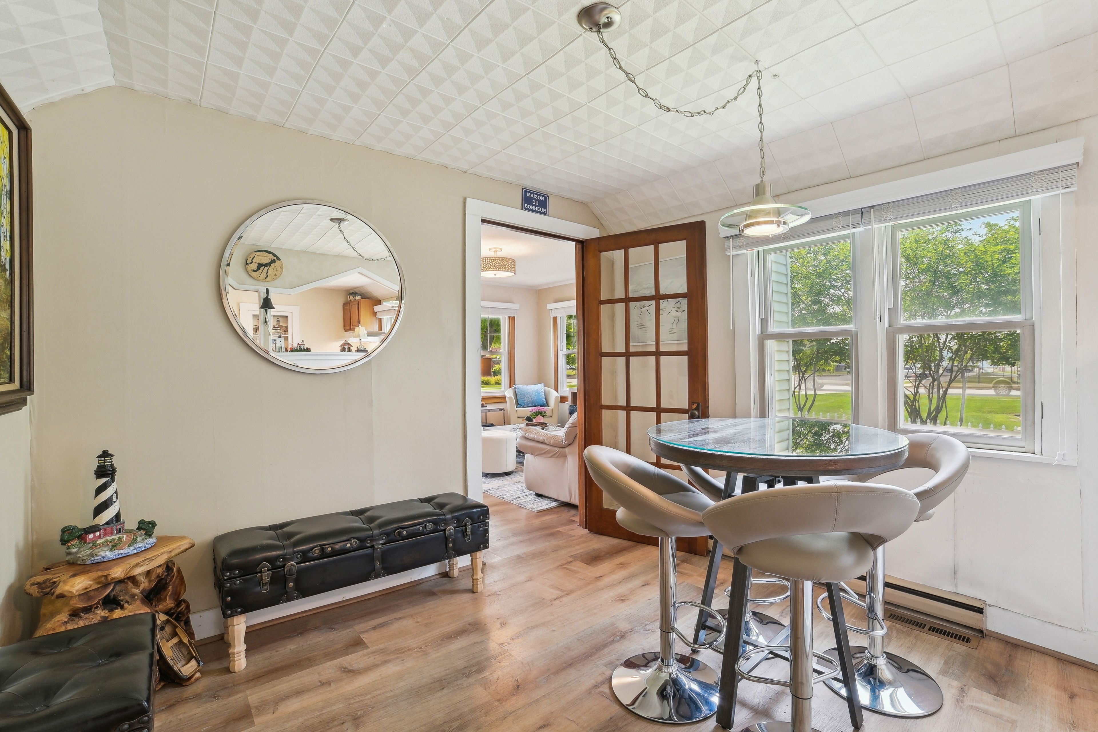 Dining Room | Well-Equipped Kitchen | Cooking Basics