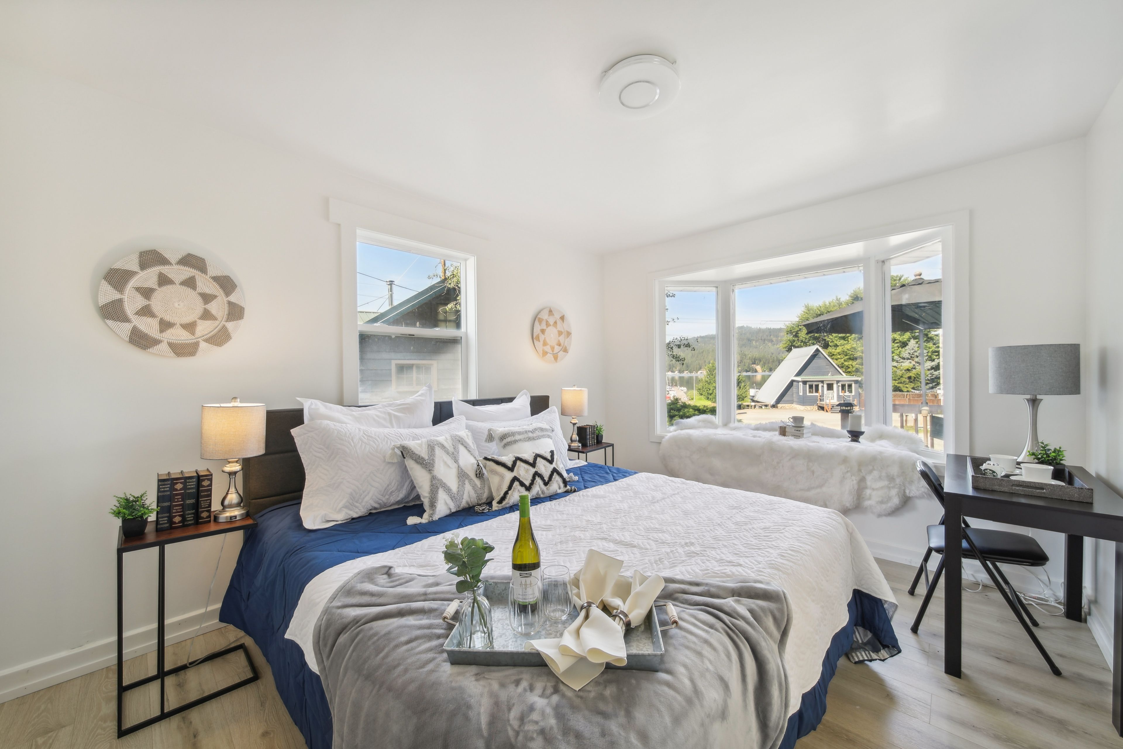 Bedroom | King Bed | Linens Provided | Laptop-Friendly Desk