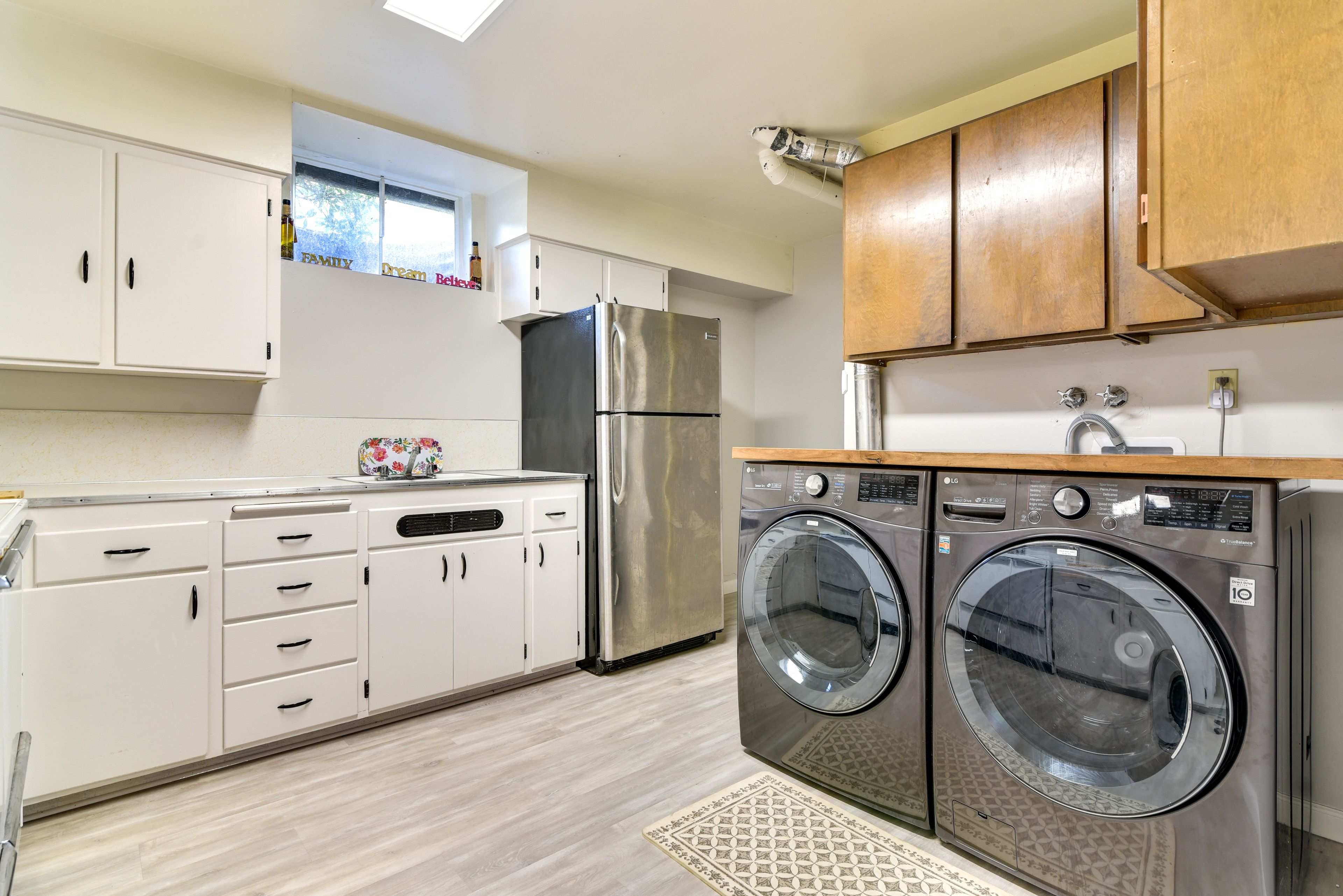 Bonus Kitchen | Lower Floor