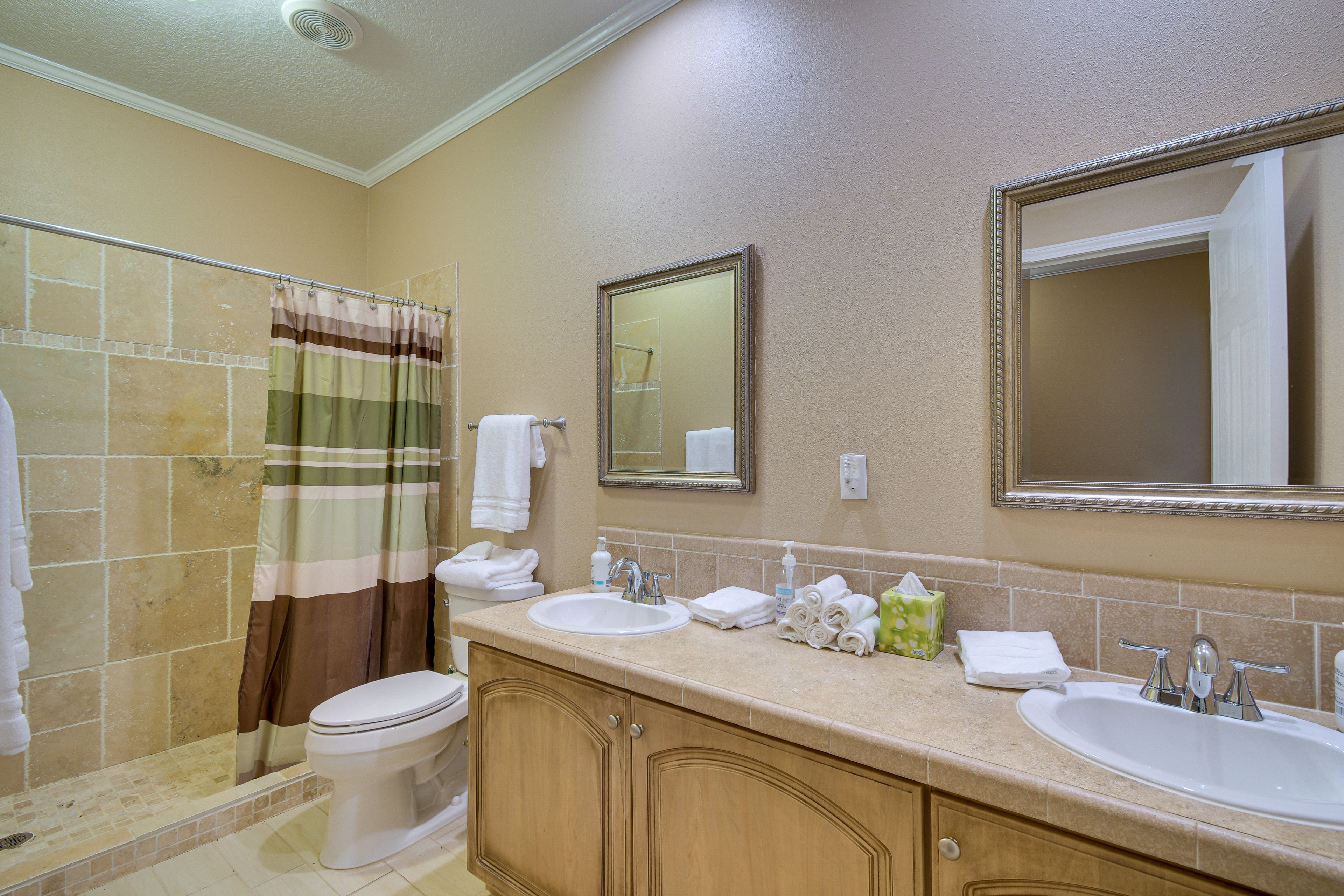 Full Bathroom