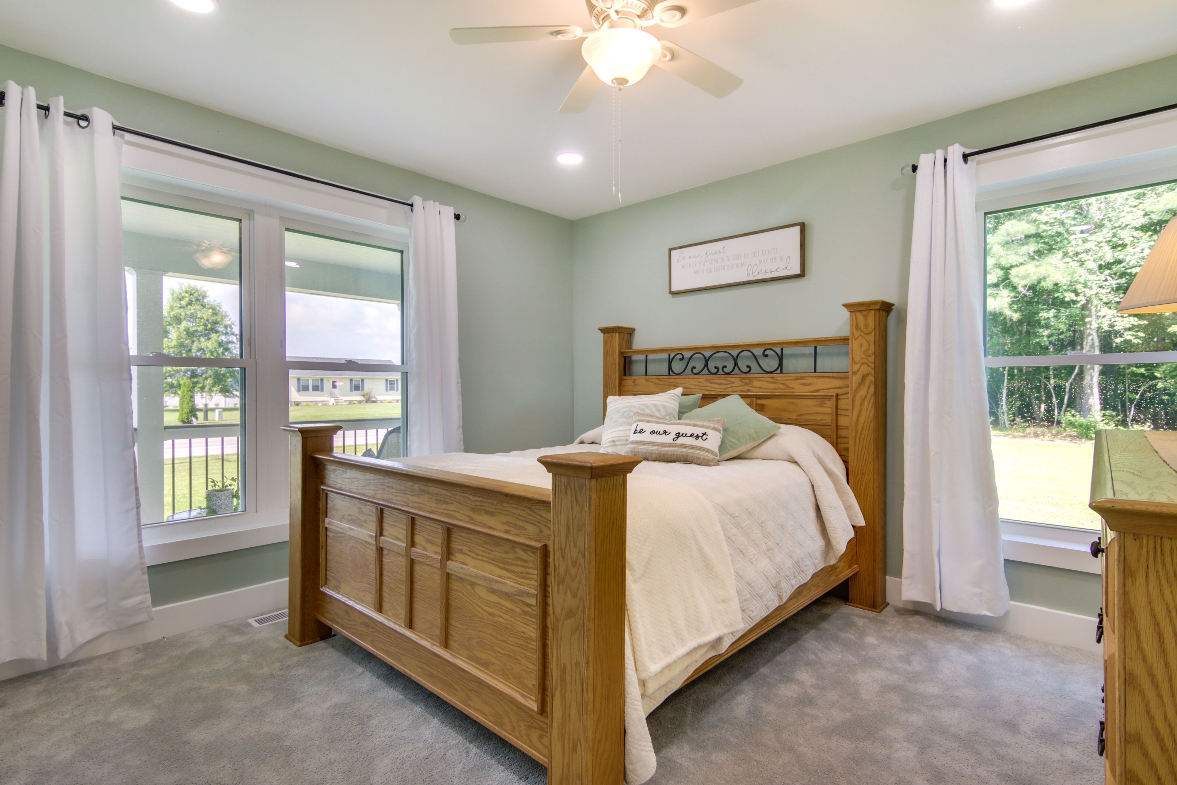 Bedroom 2 | 1st Floor | Queen Bed