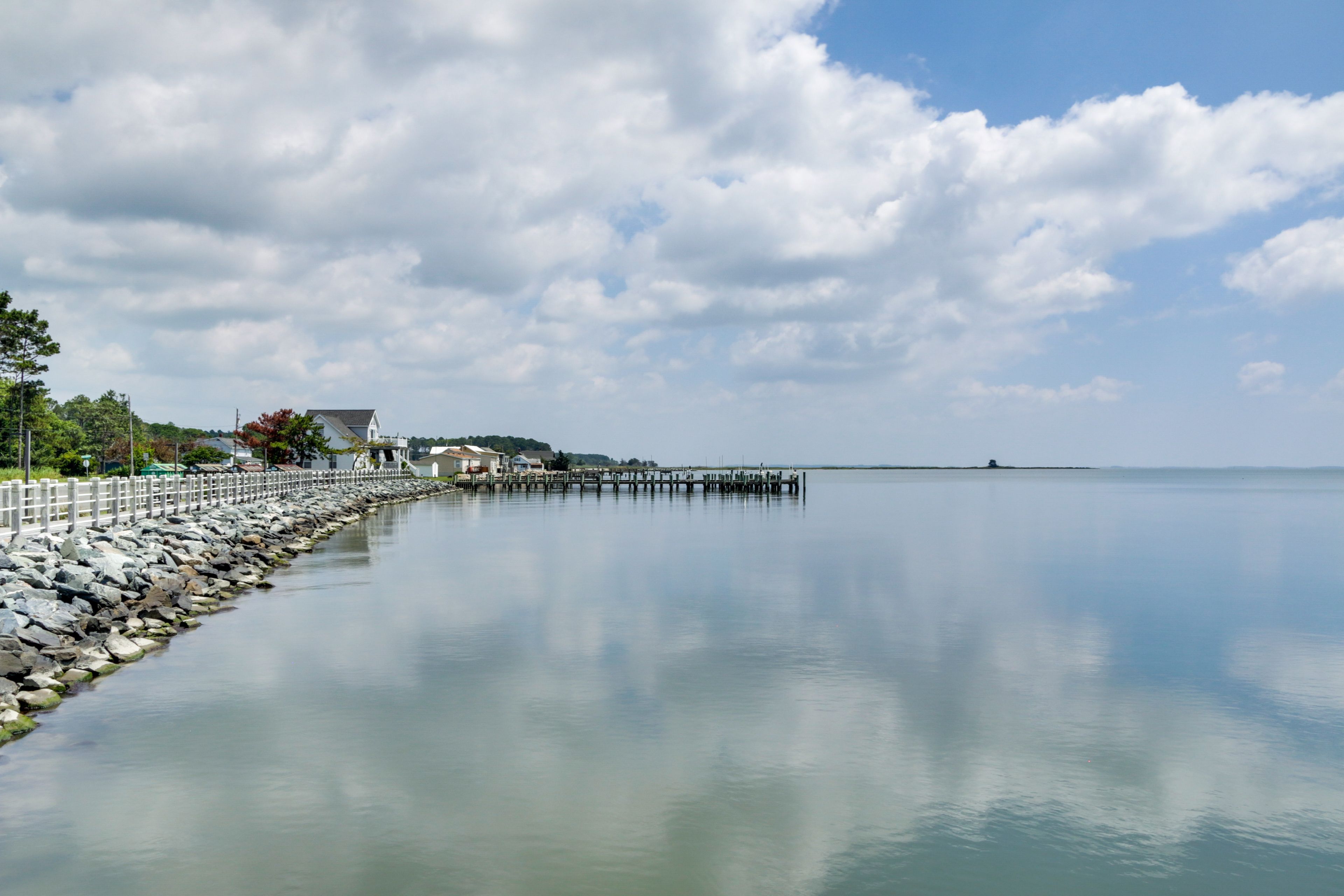 Public Landing Boat Ramp | 2 Mi from Property