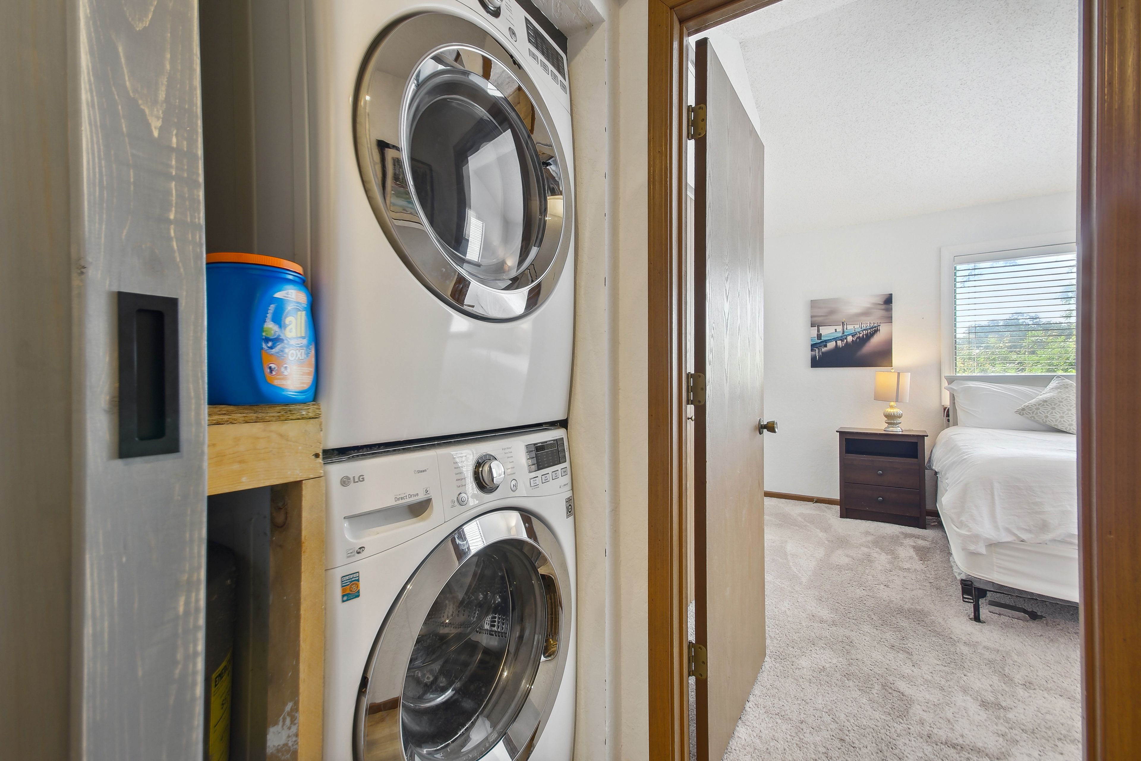 Laundry Area | Detergent Provided