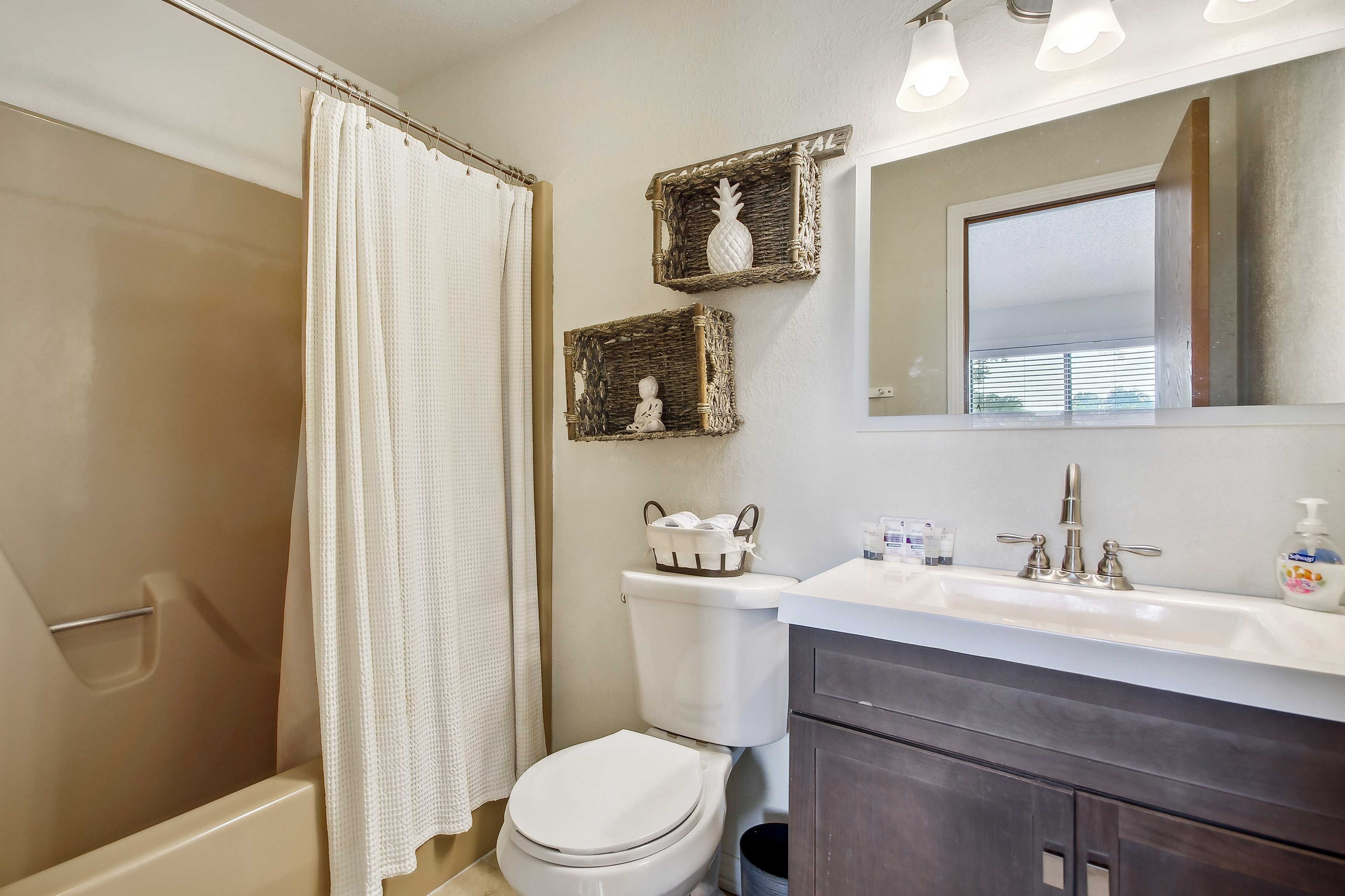 Full Bathroom