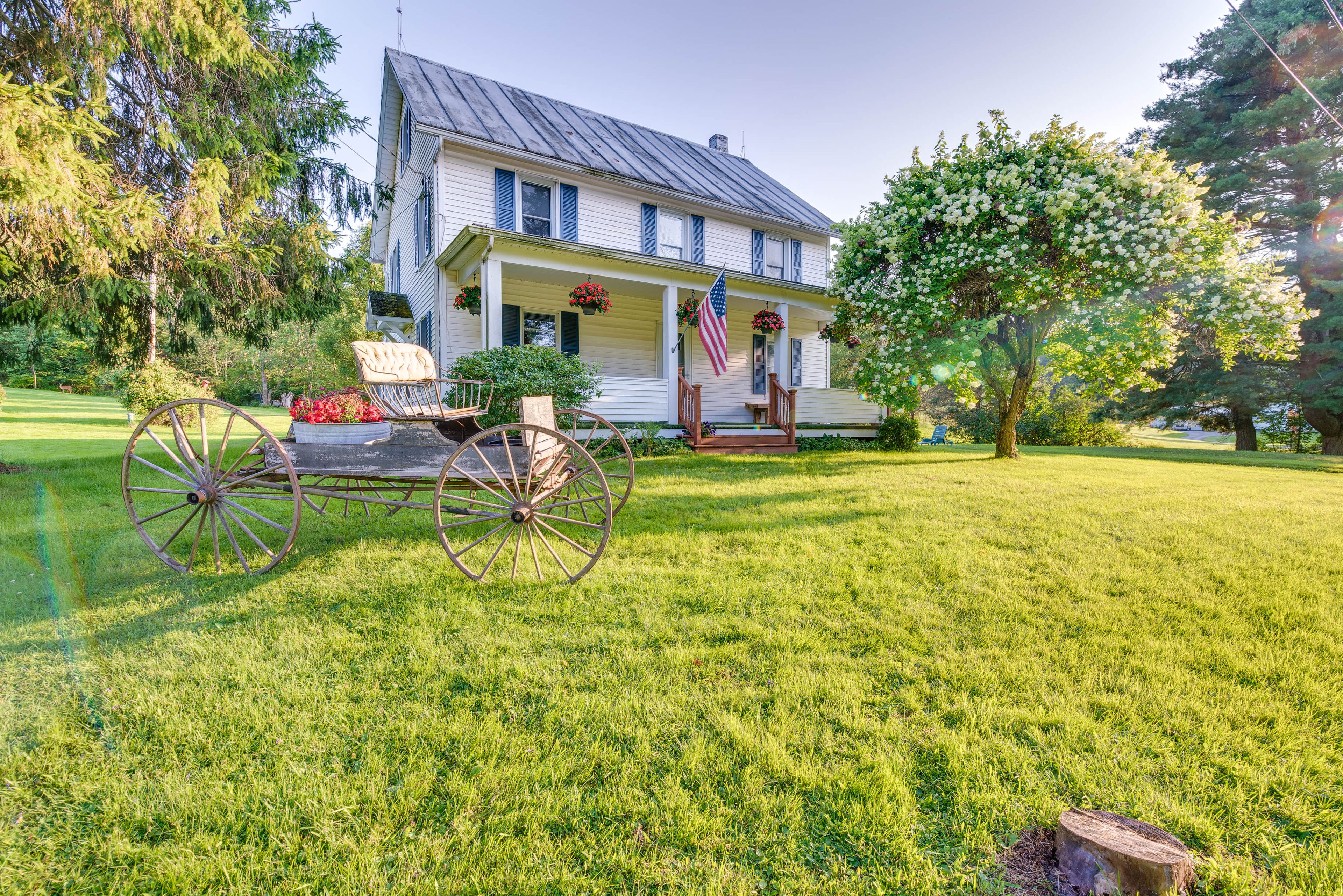 Hop Bottom Vacation Rental | 3BR | 2BA | 1,440 Sq Ft | Stairs Required