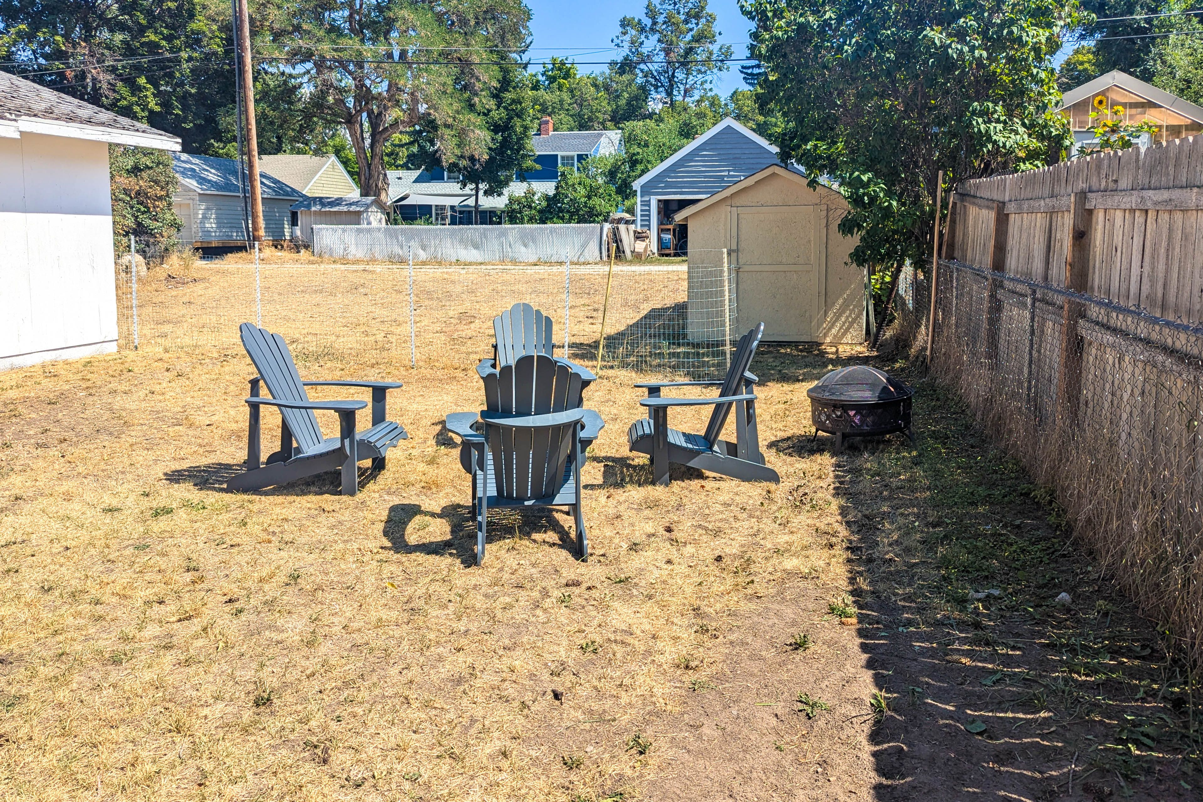 Backyard | Charcoal Grill | Fire Pit
