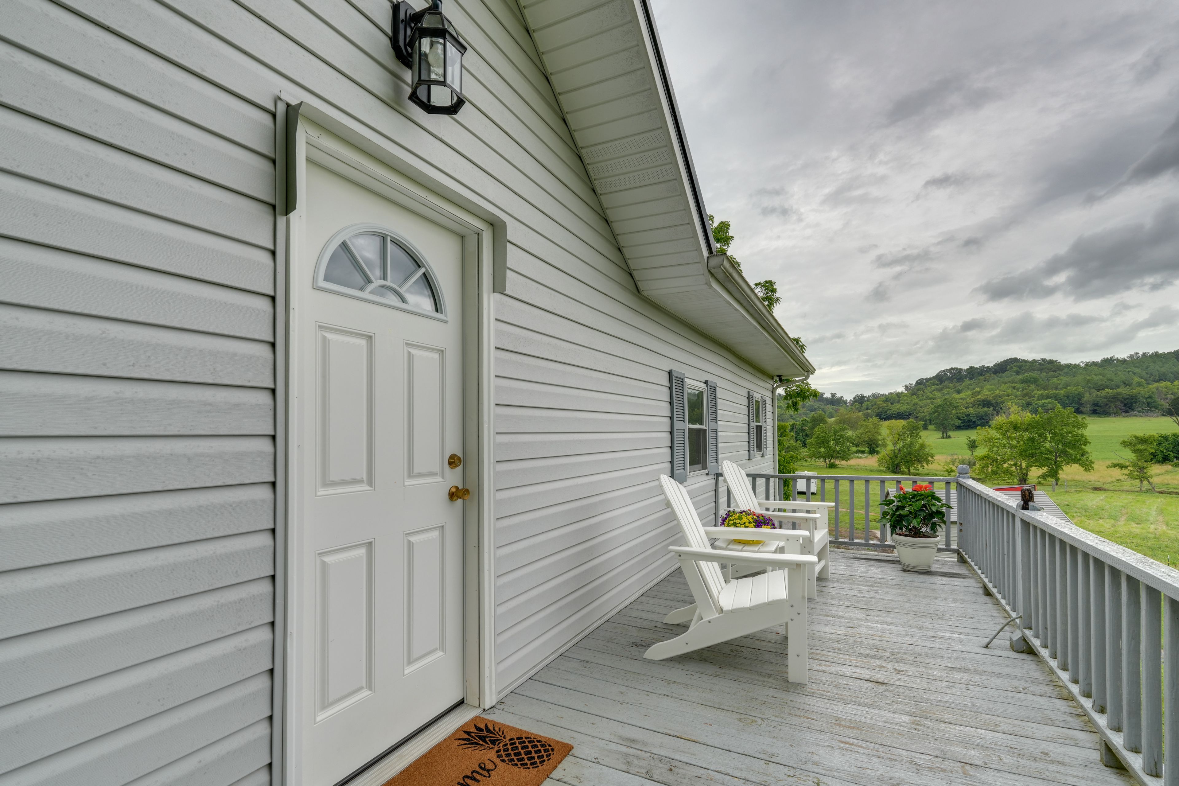 Deck | Pastoral Views | Charcoal Grill | Birdwatching