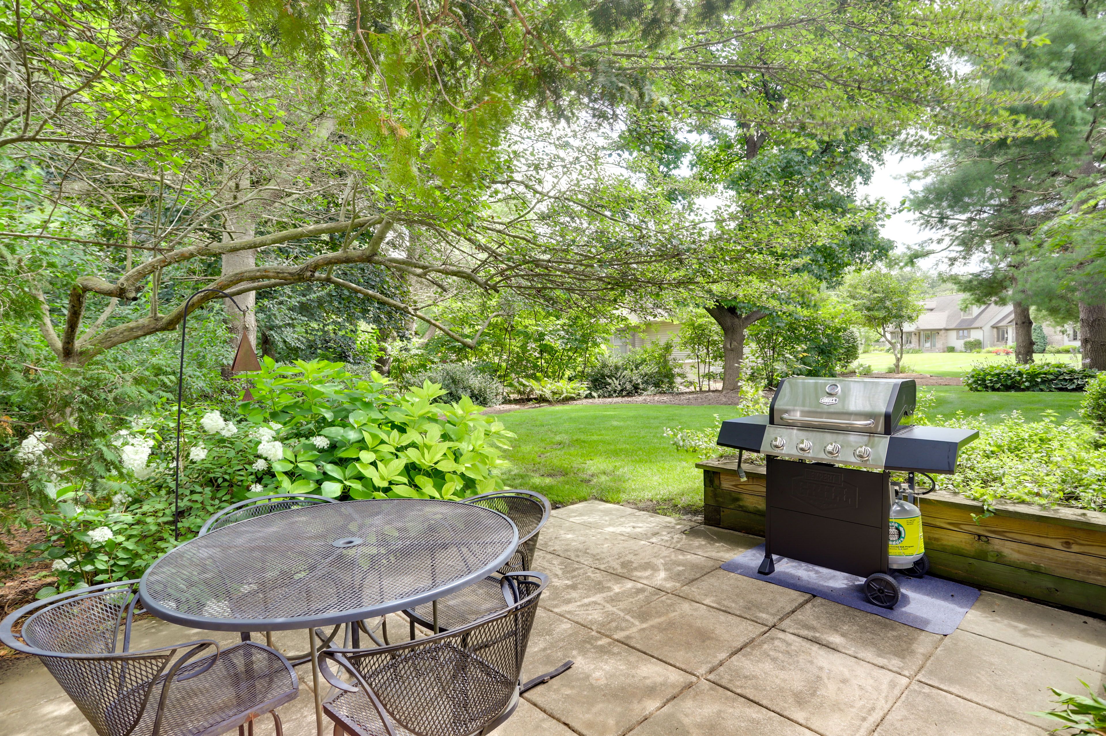 Patio | Outdoor Dining Area | Gas Grill
