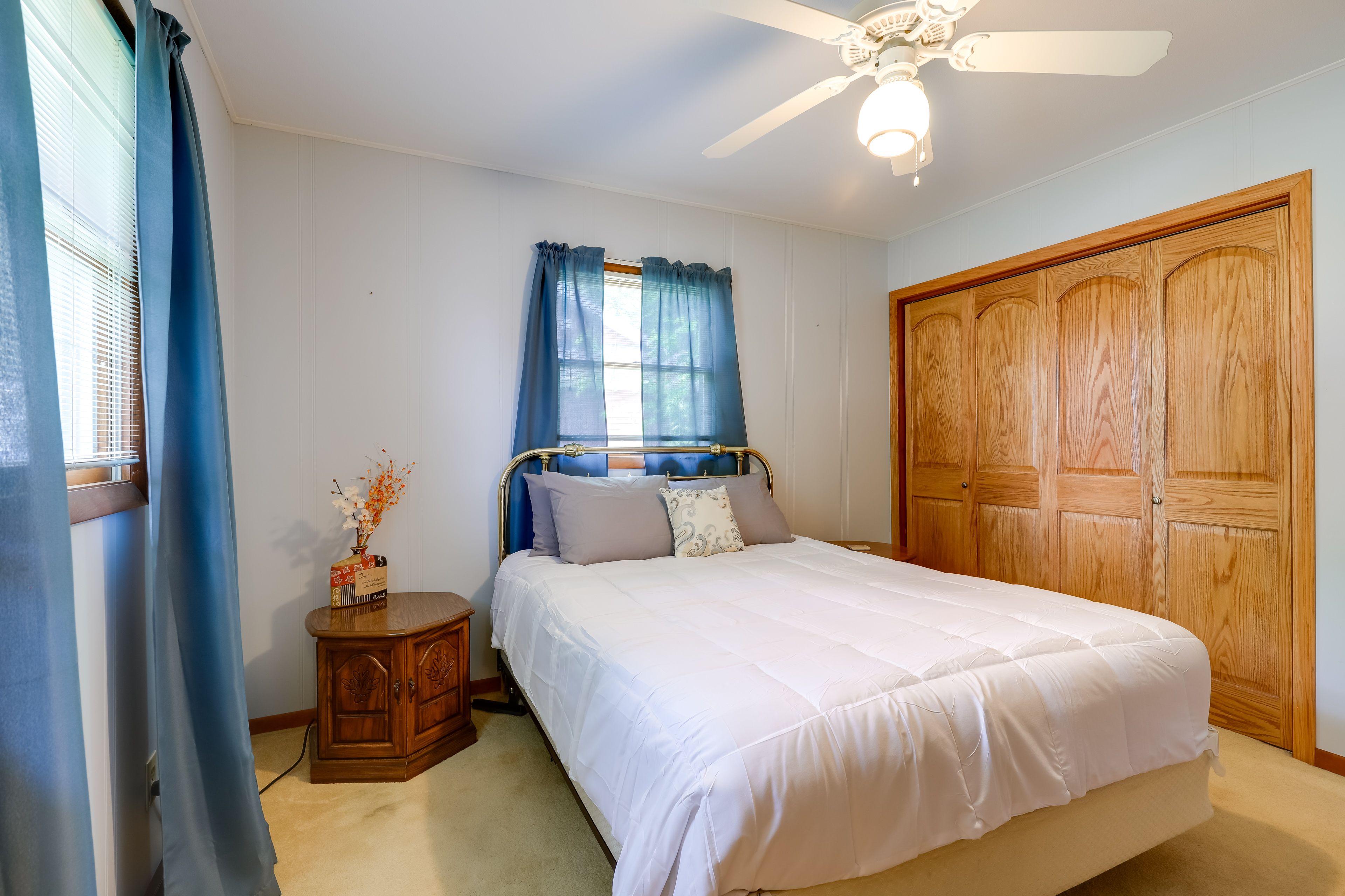 Bedroom 1 | Queen Bed | Linens Provided
