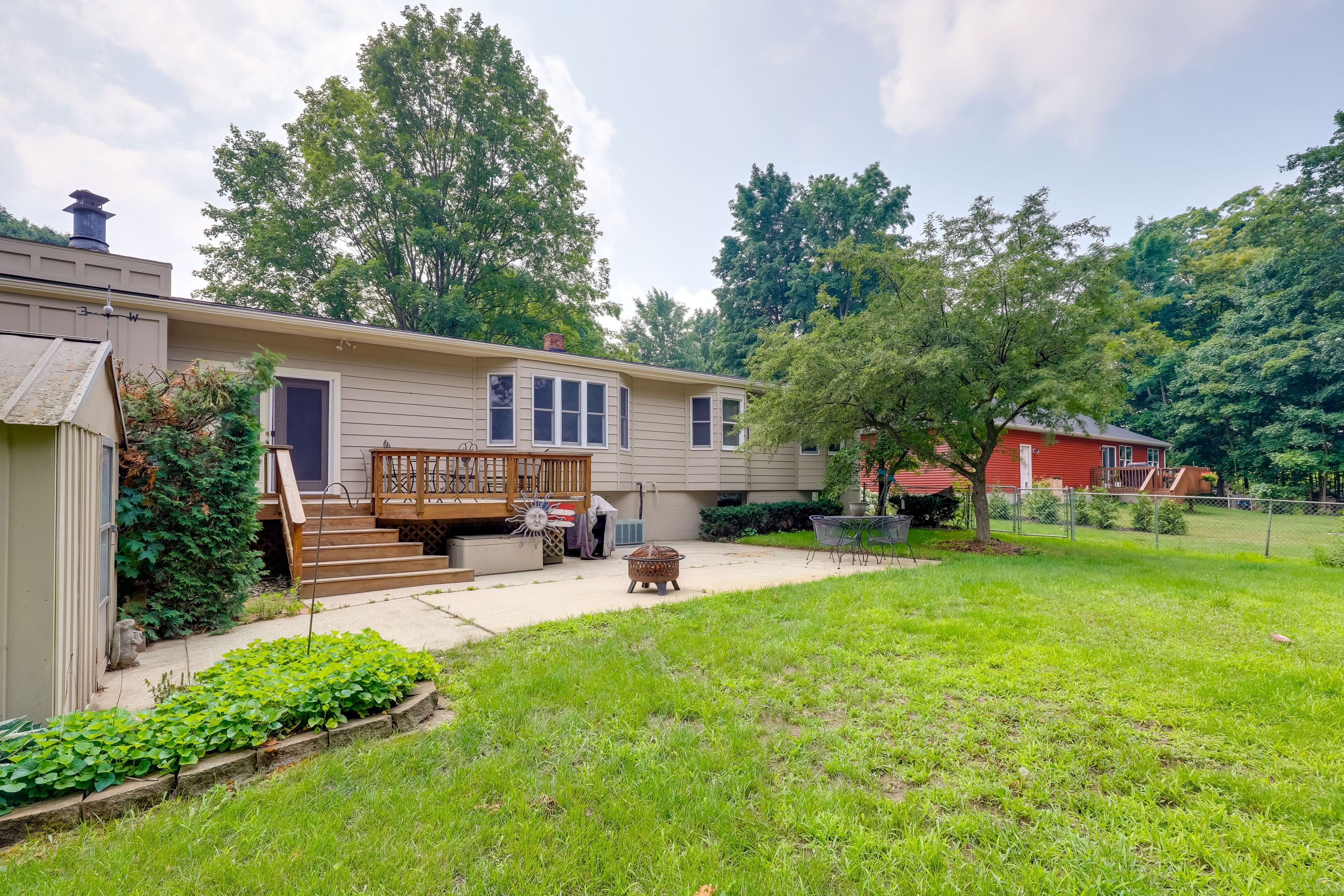 Spacious Fenced Yard | Grill | Fire Pit