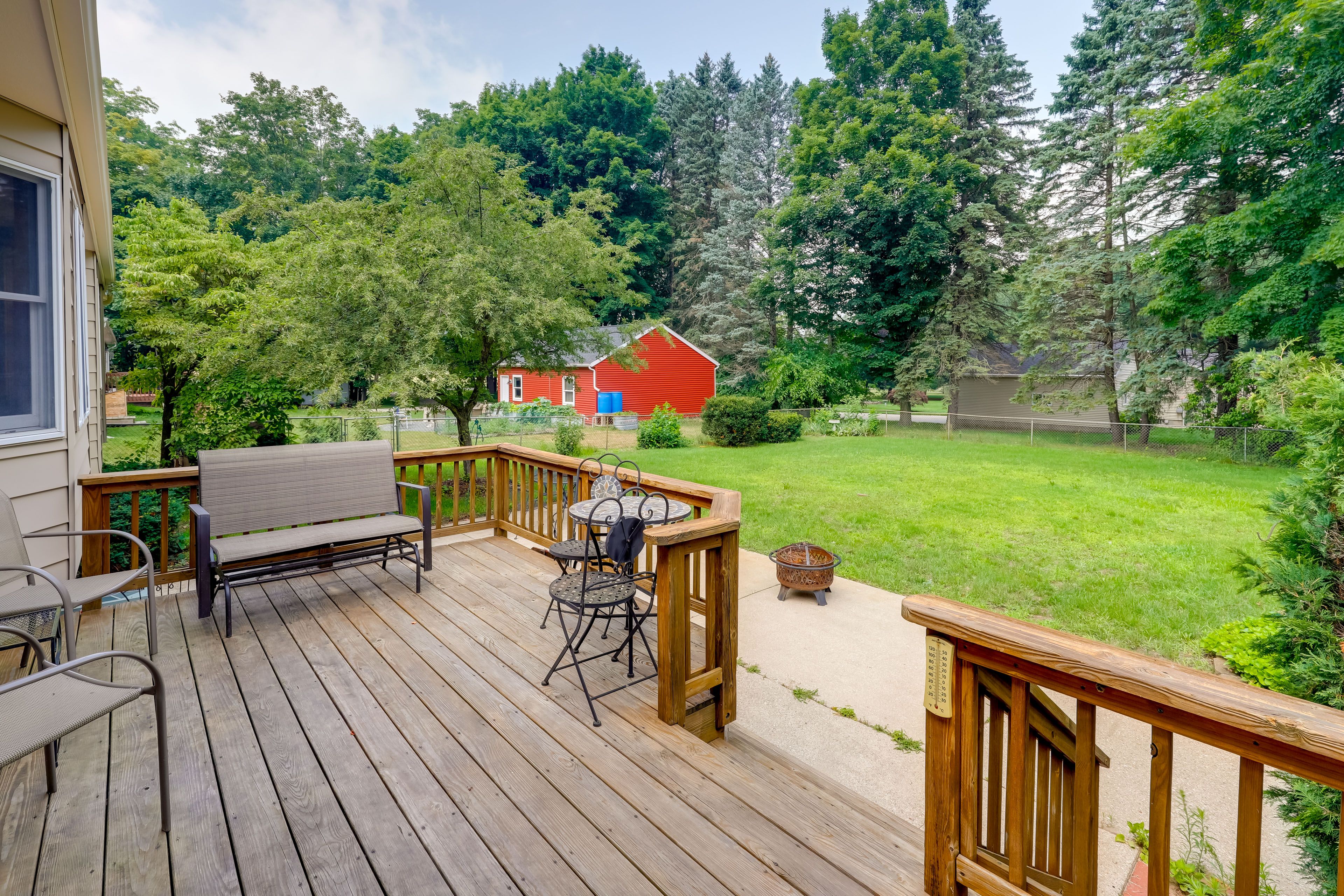 Hart Vacation Rental | 3BR | 2BA | 1,558 Sq Ft | Steps Required to Access