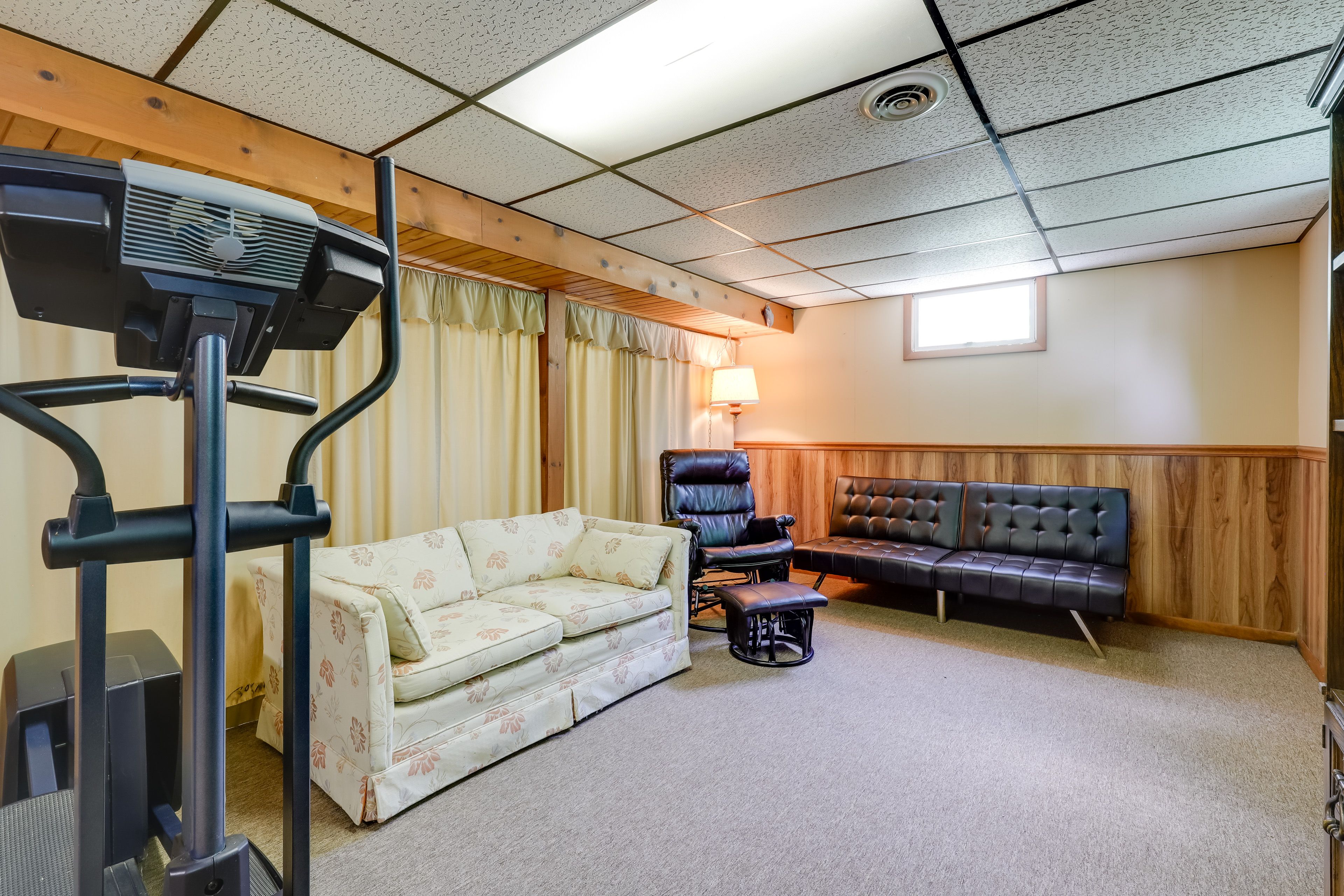 Basement | Sleeper Sofa