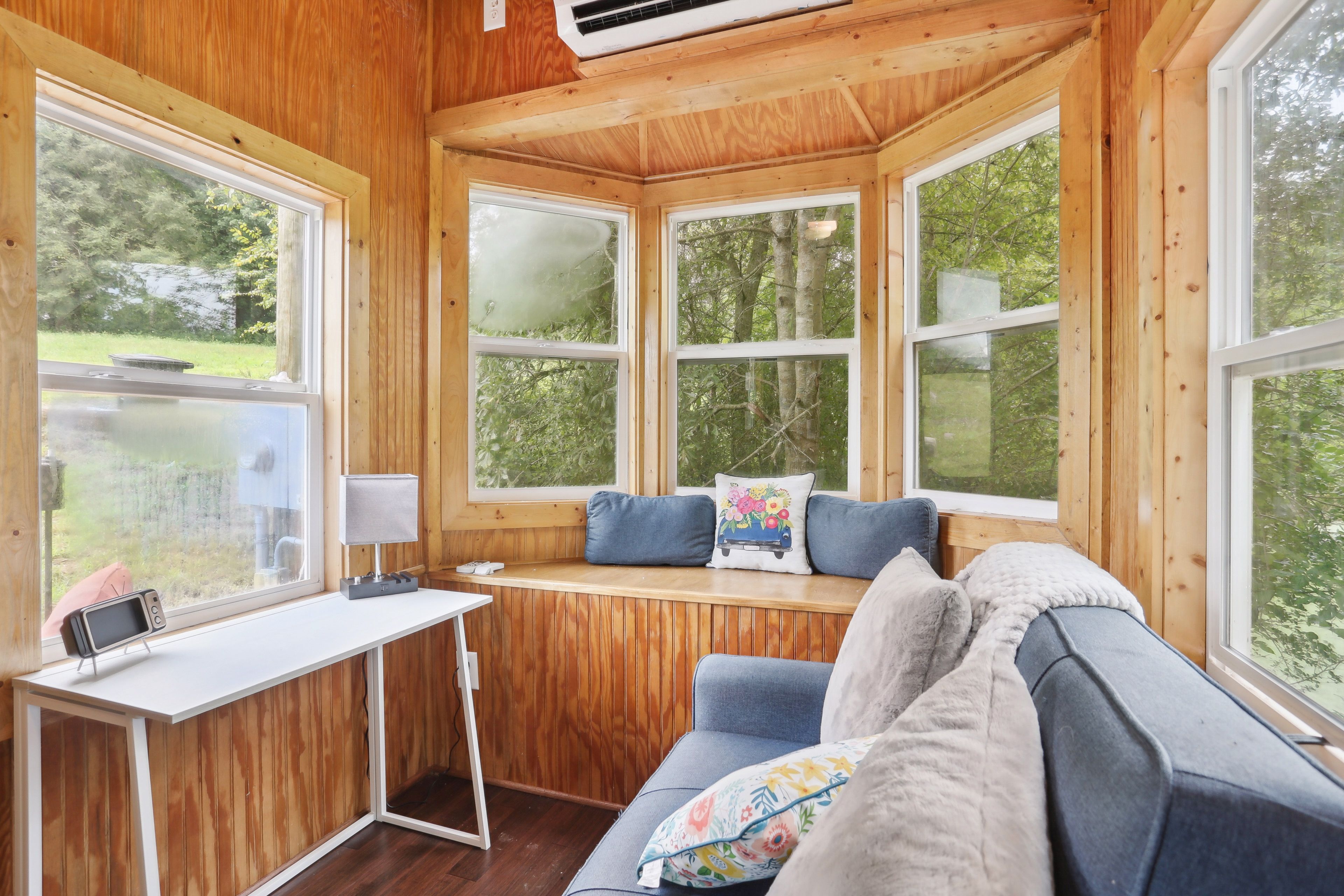 Living Room | Sleeper Sofa | Central Heat & A/C