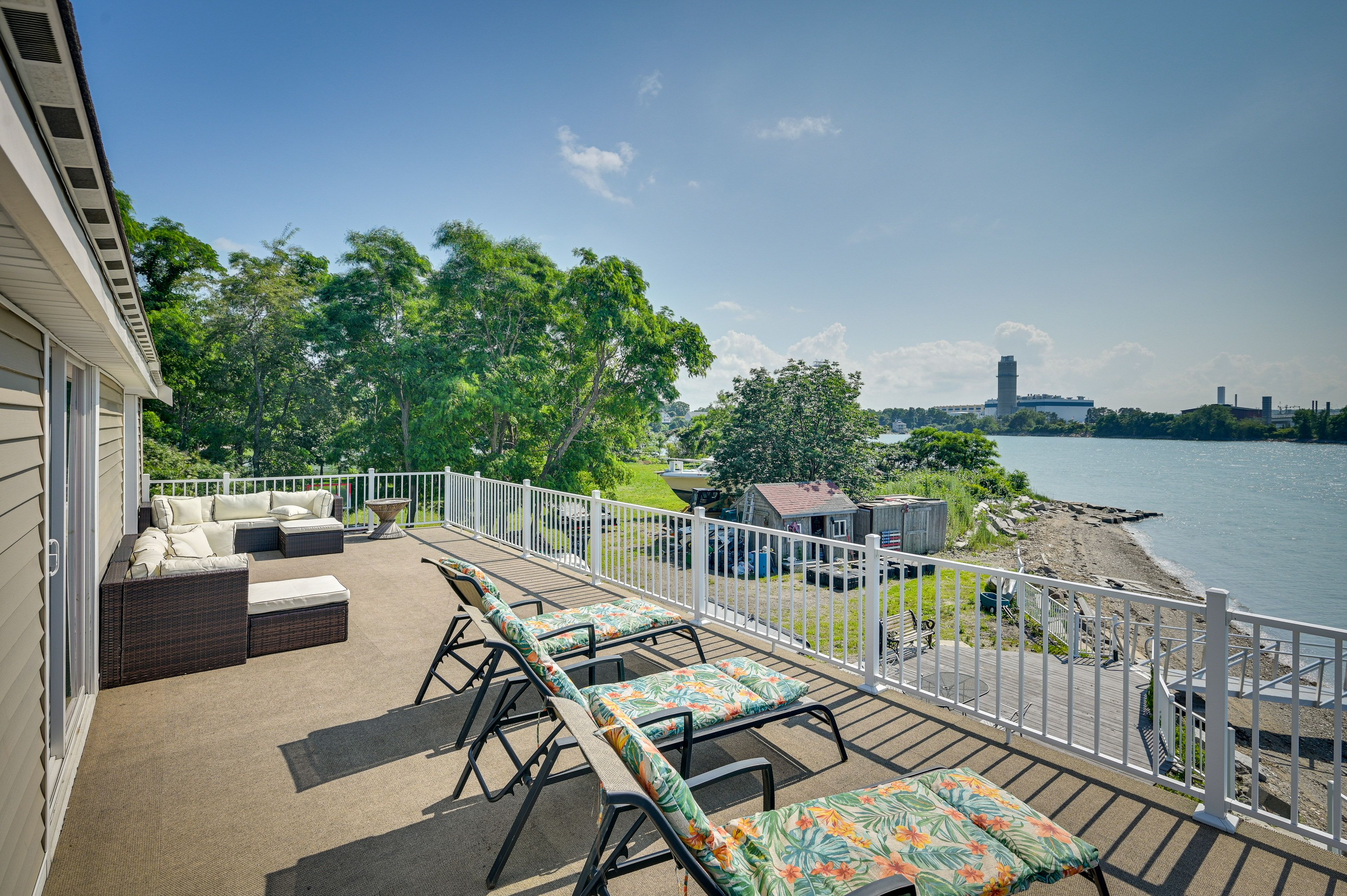 Deck | Boston Views