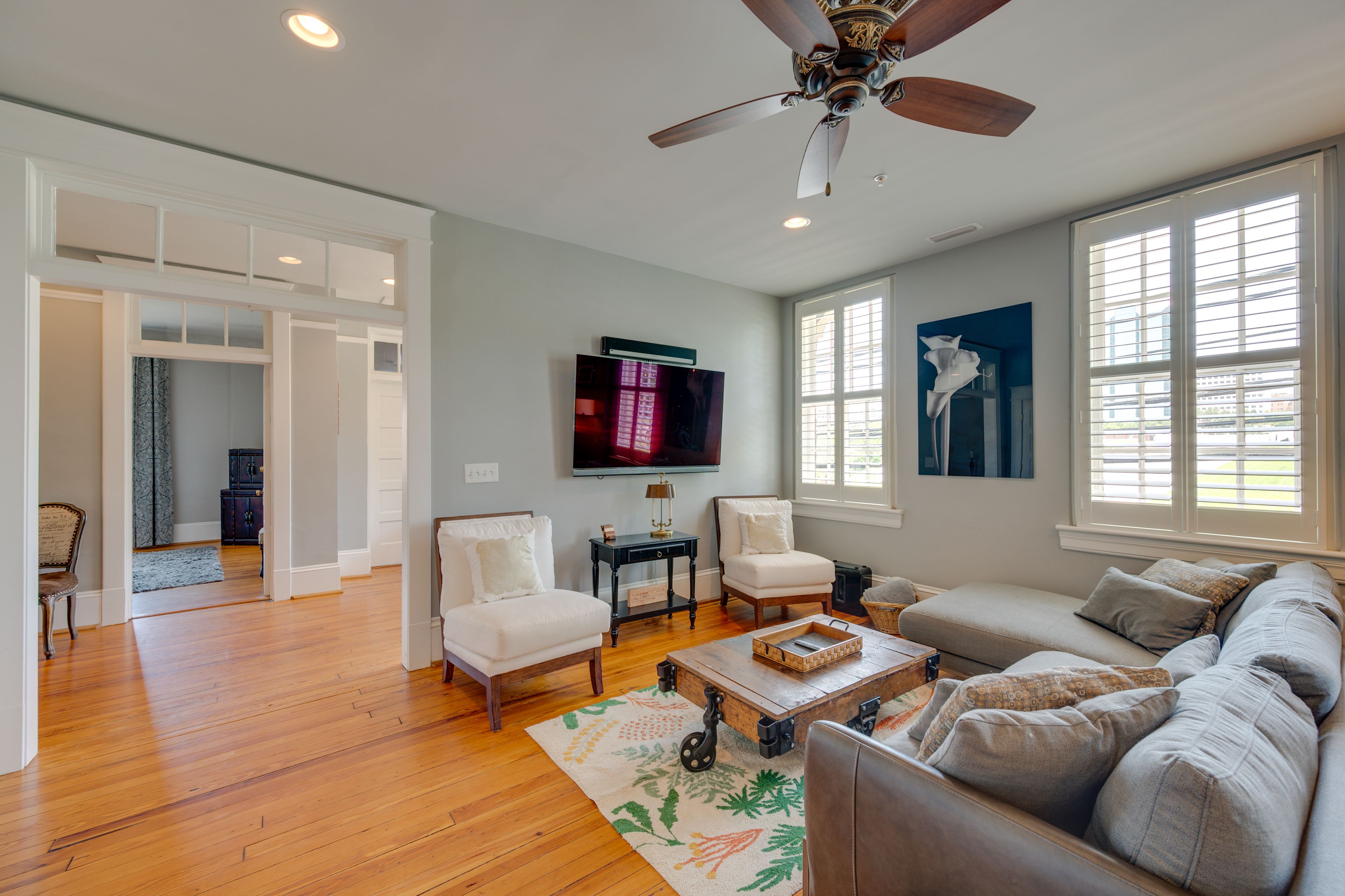 Living Room | Smart TV