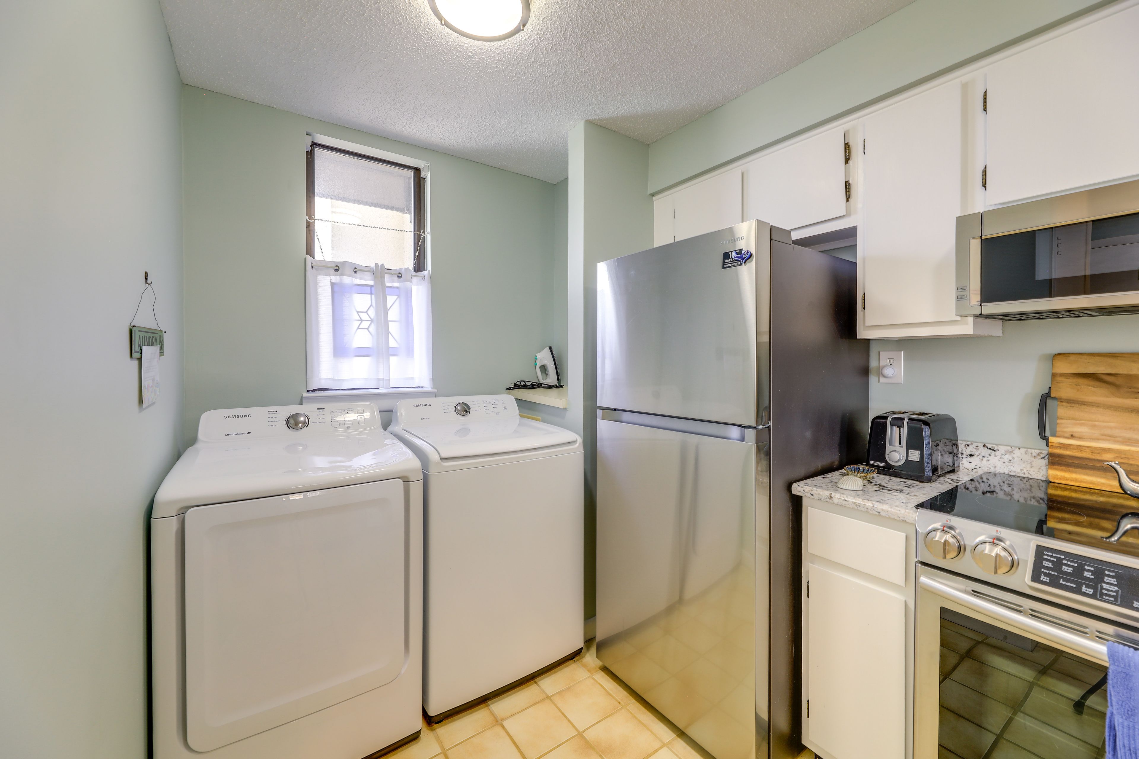 Washer & Dryer
