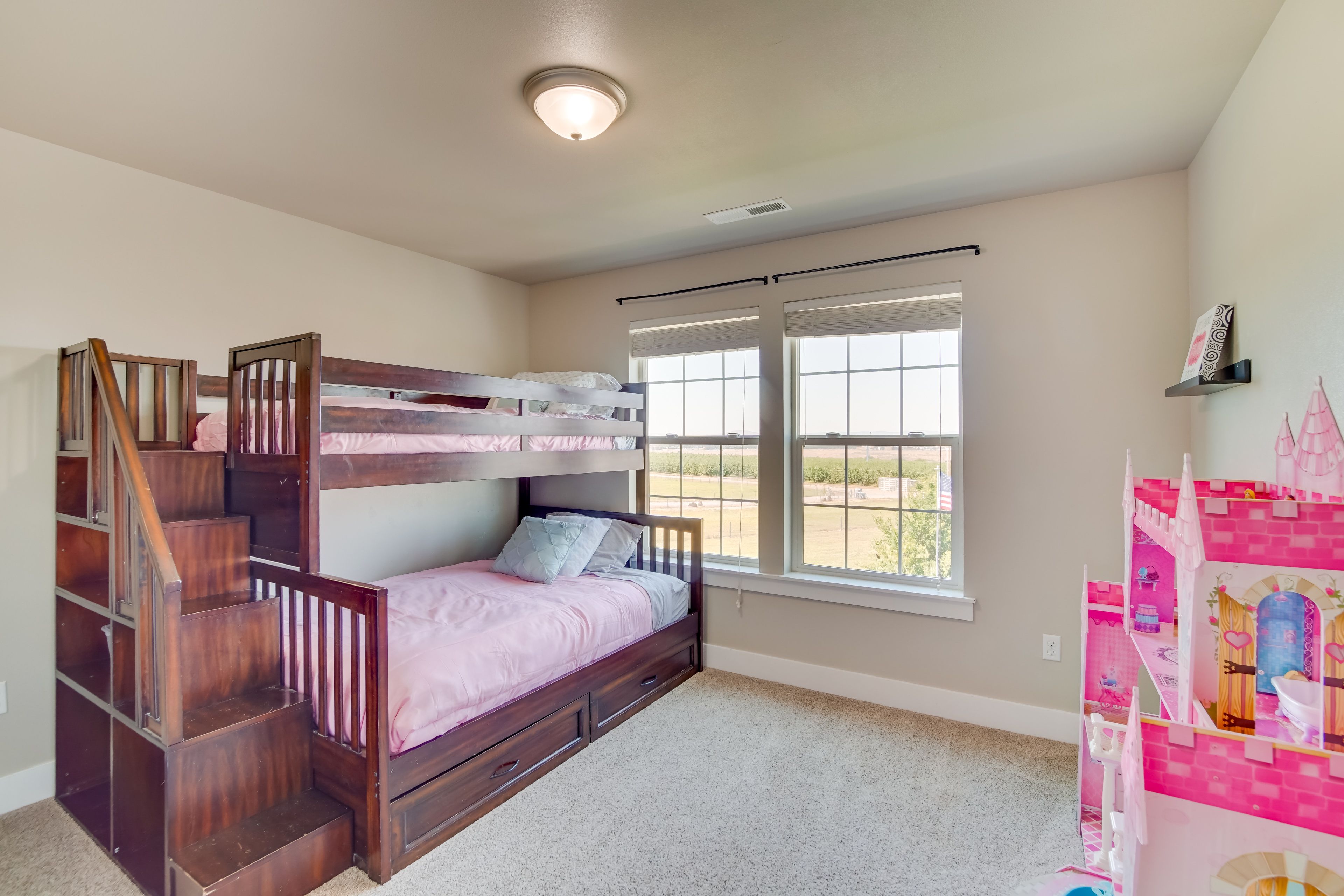 Bedroom 4 | 2nd Floor | Twin/Full Bunk Bed