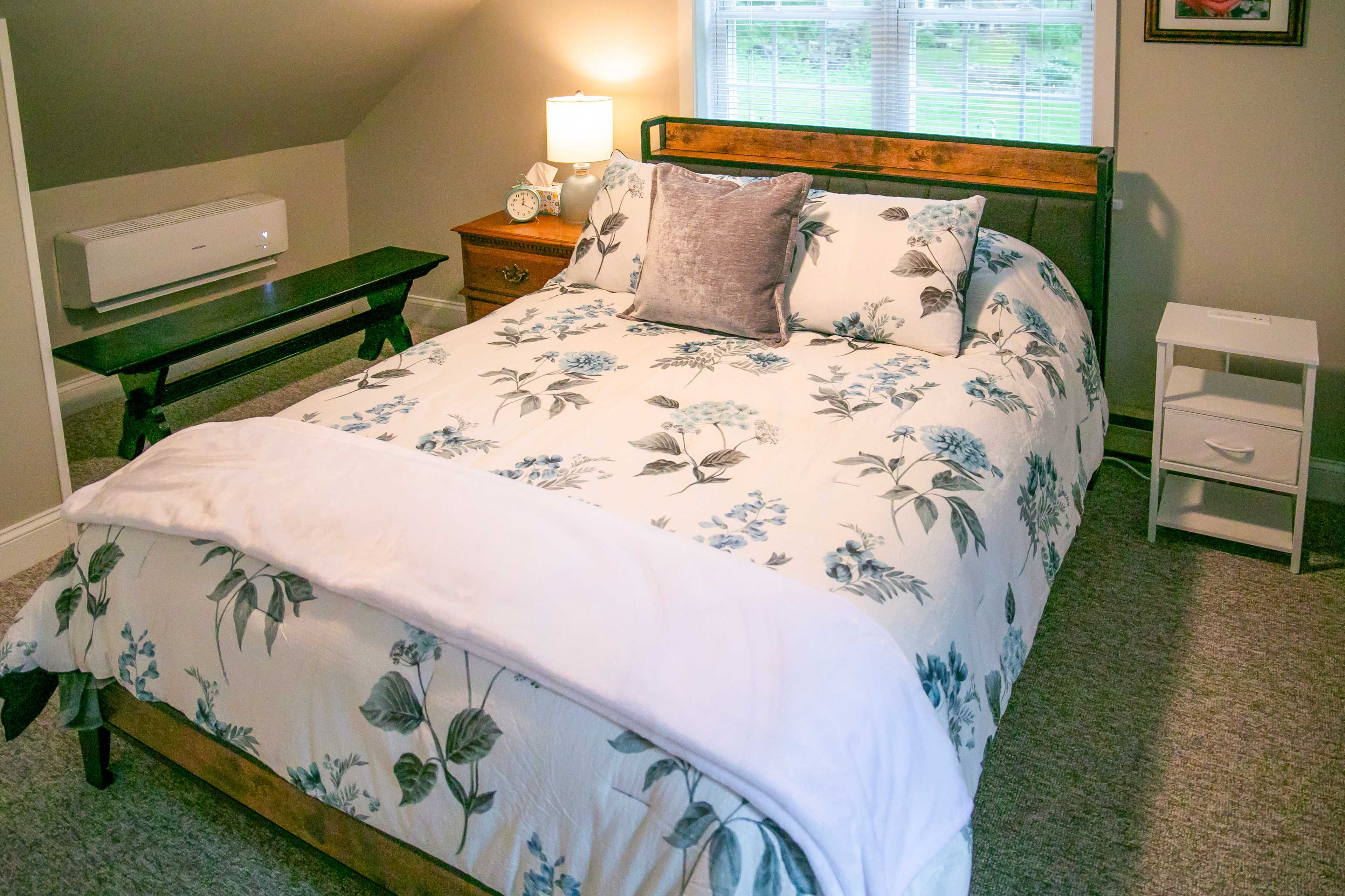 Bedroom 1 | Queen Bed, Twin Bed | Linens Provided | A/C Unit | 2nd Floor