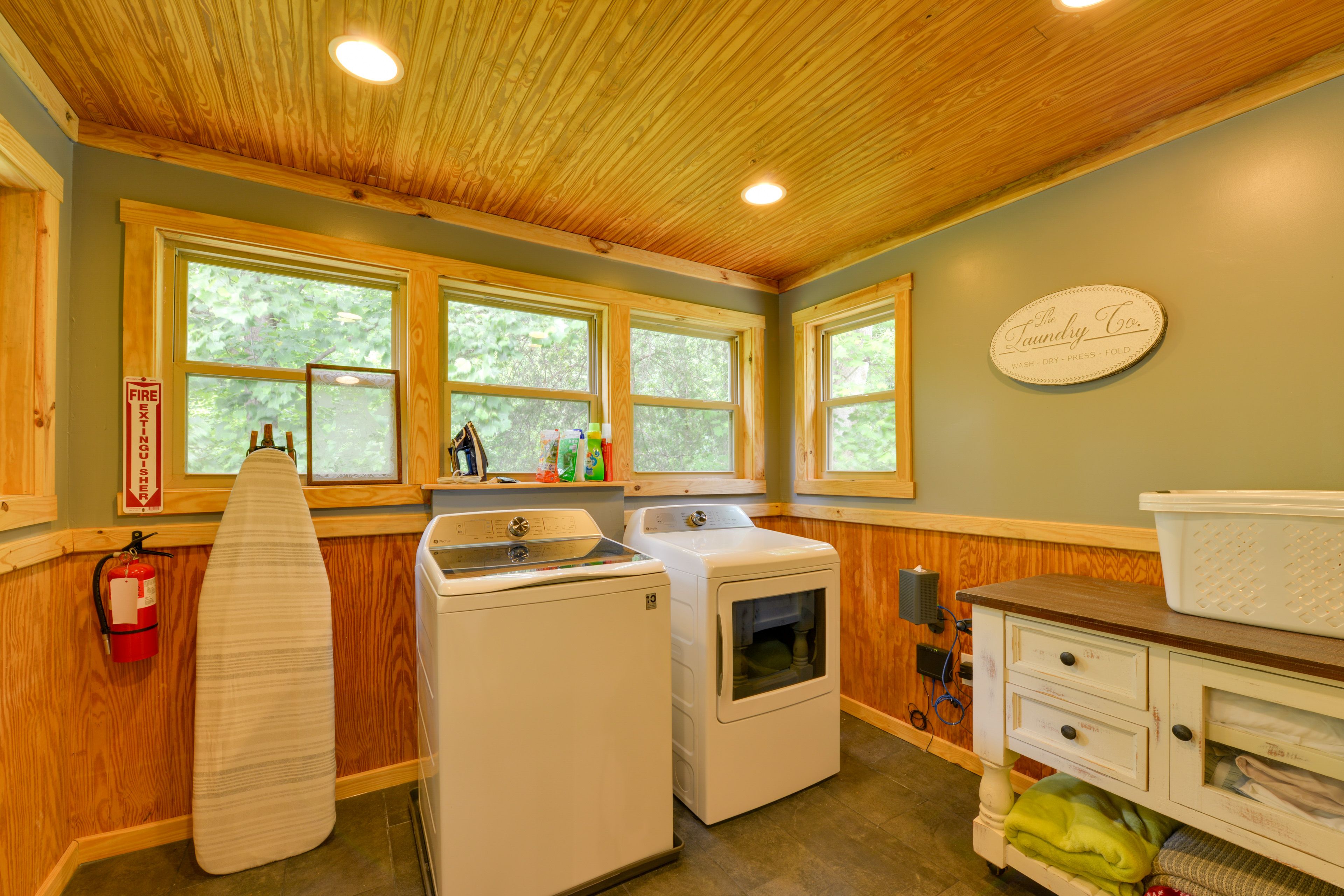 Laundry Room | Laundry Detergent Provided