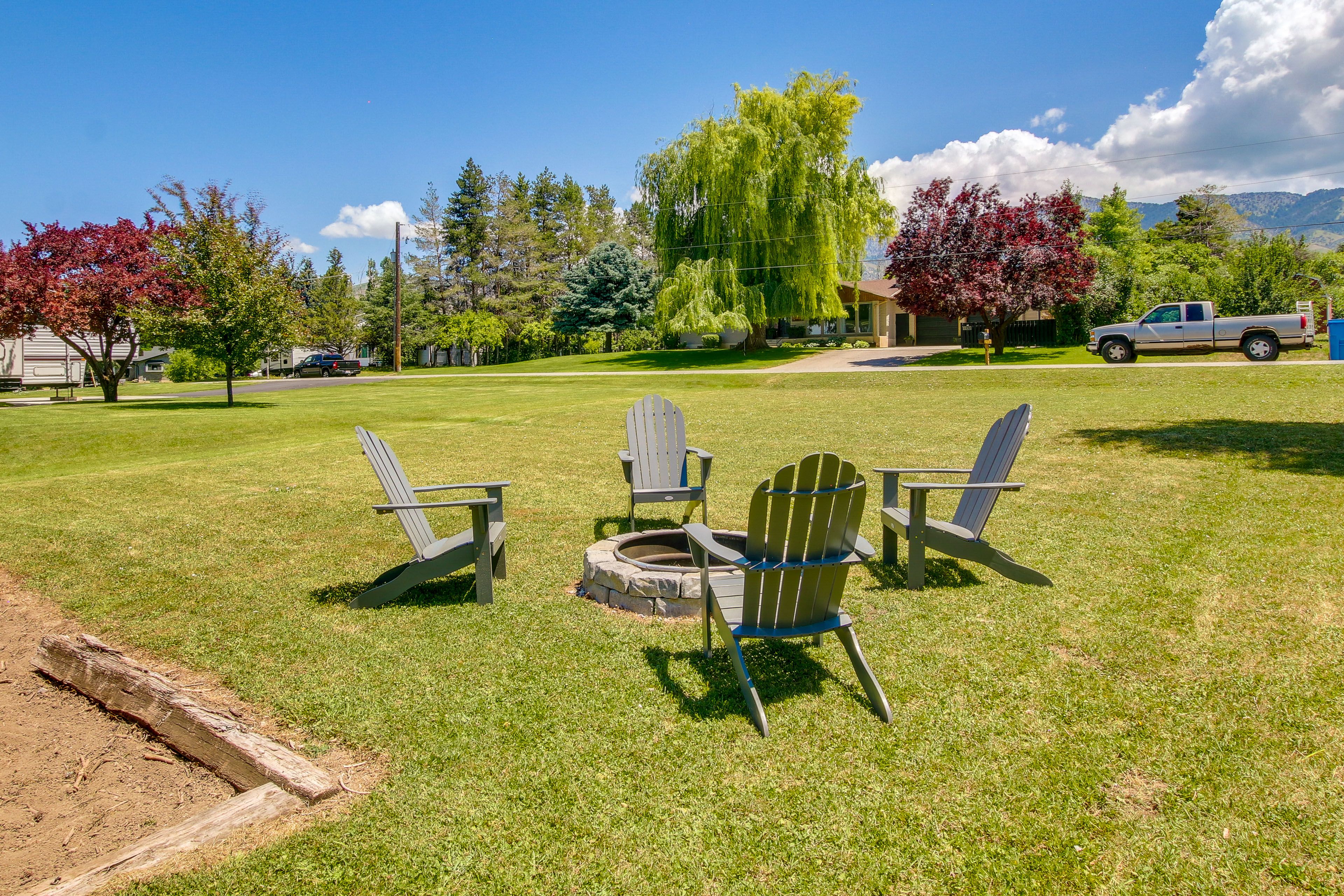 Backyard | Fire Pit | Mountain Views