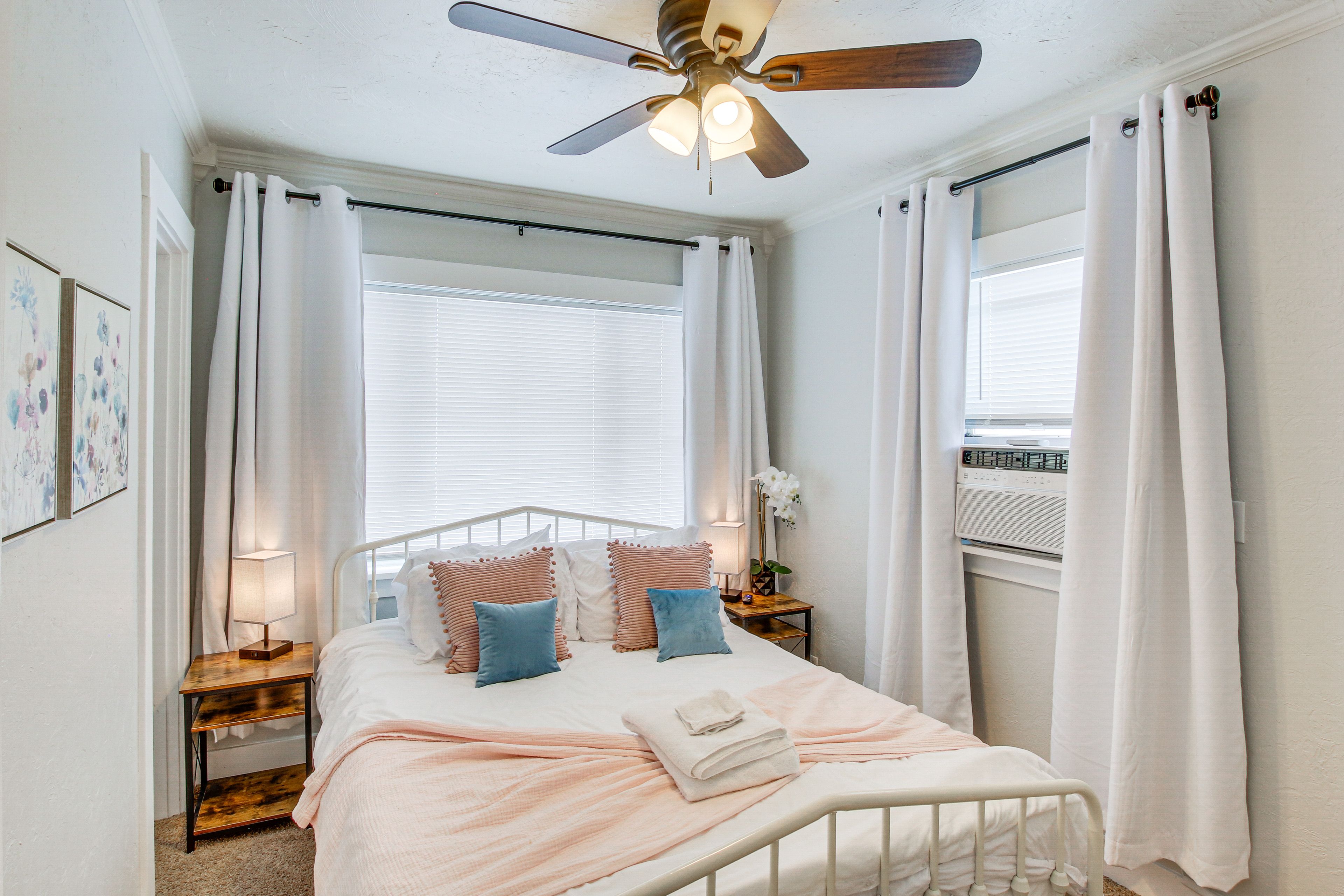 Bedroom 1 | Queen Bed | Linens Provided