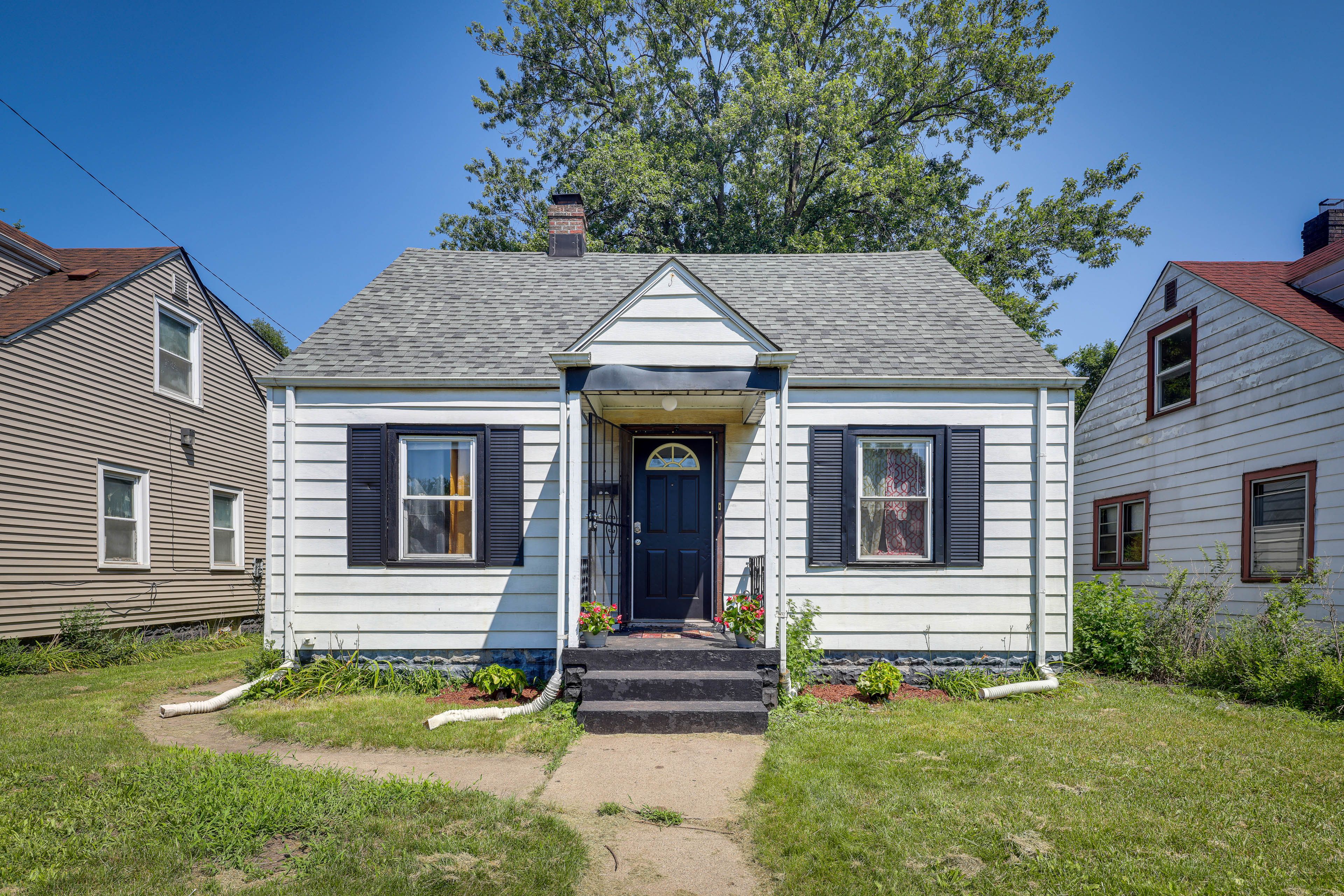Gary Vacation Rental | 4BR | 1BA | Stairs Required | 1,344 Sq Ft