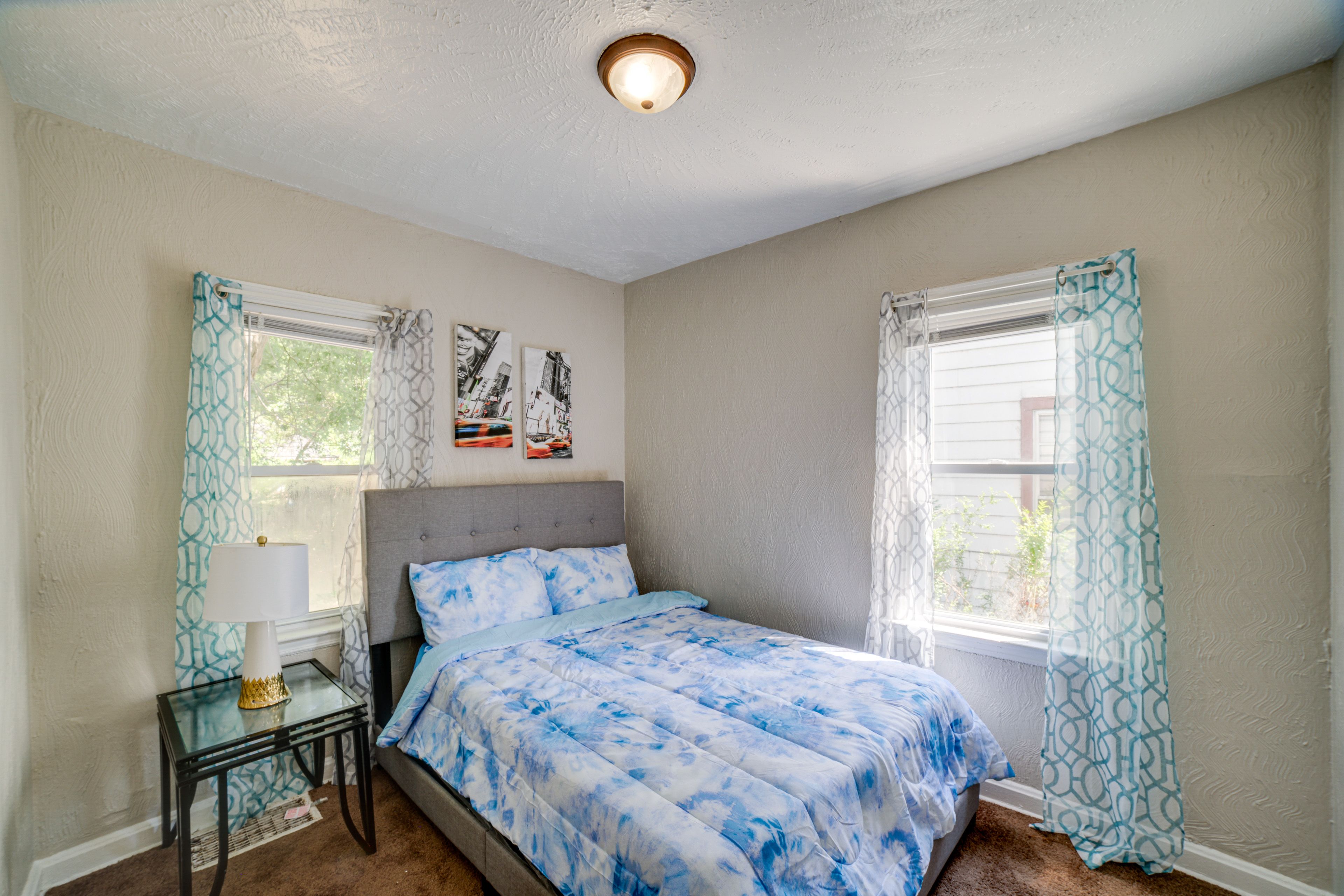 Bedroom 1 | 1st Floor | Queen Bed | Linens Provided