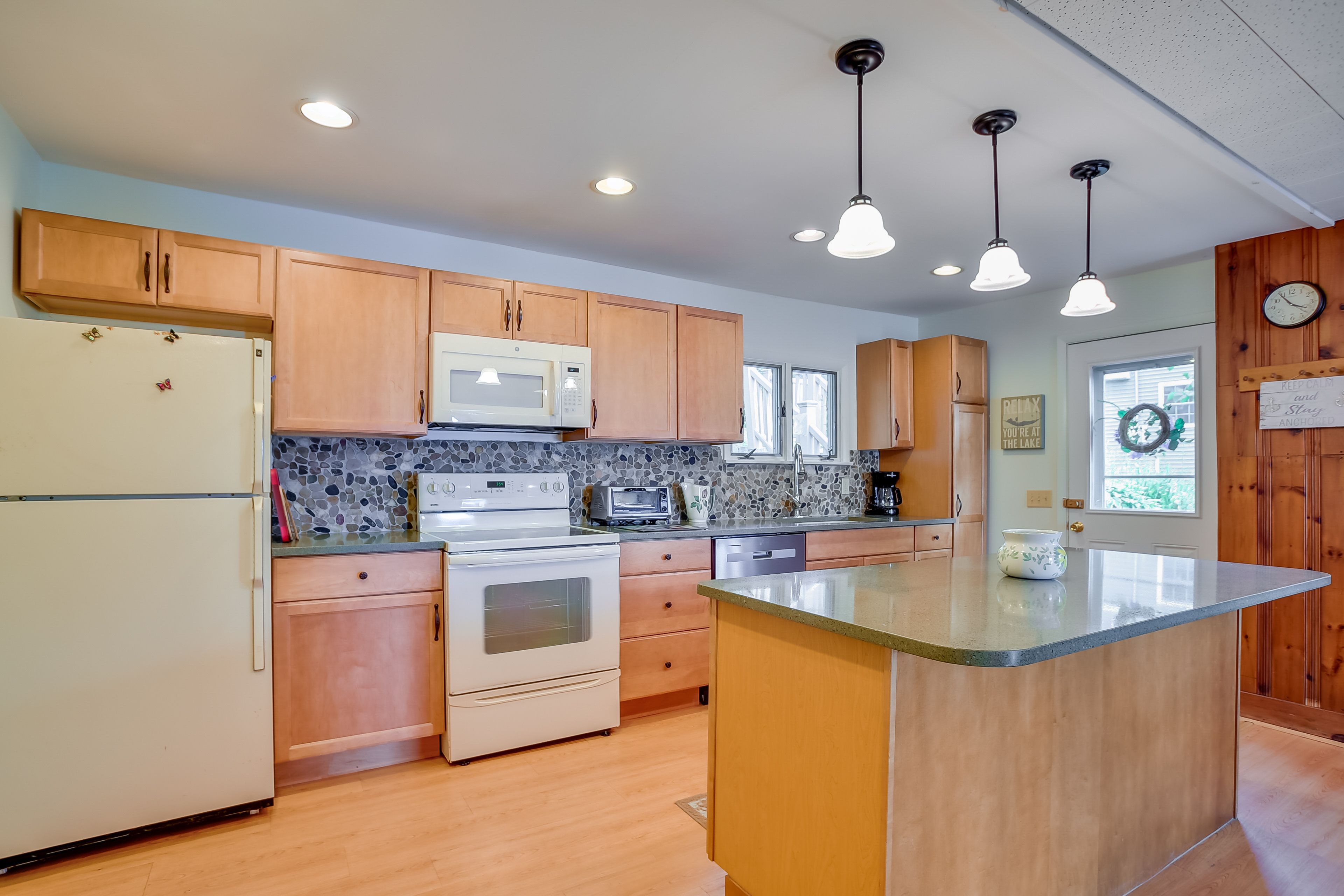 Kitchen | Cooking Basics | Drip Coffee Maker | Paper Towels/Trash Bags | Toaster