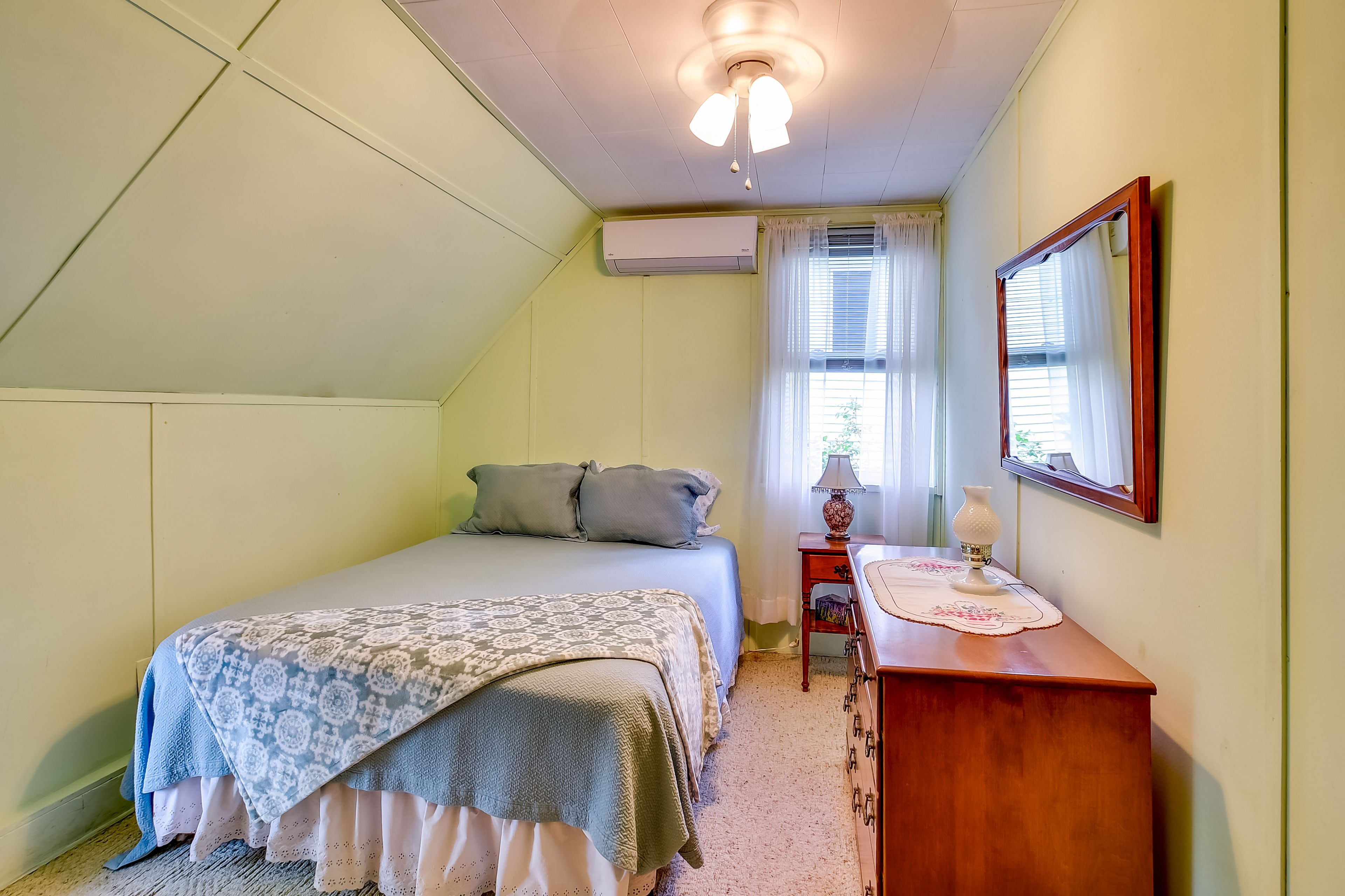 Bedroom 1 | Queen Bed | 2nd Floor |  Linens Provided