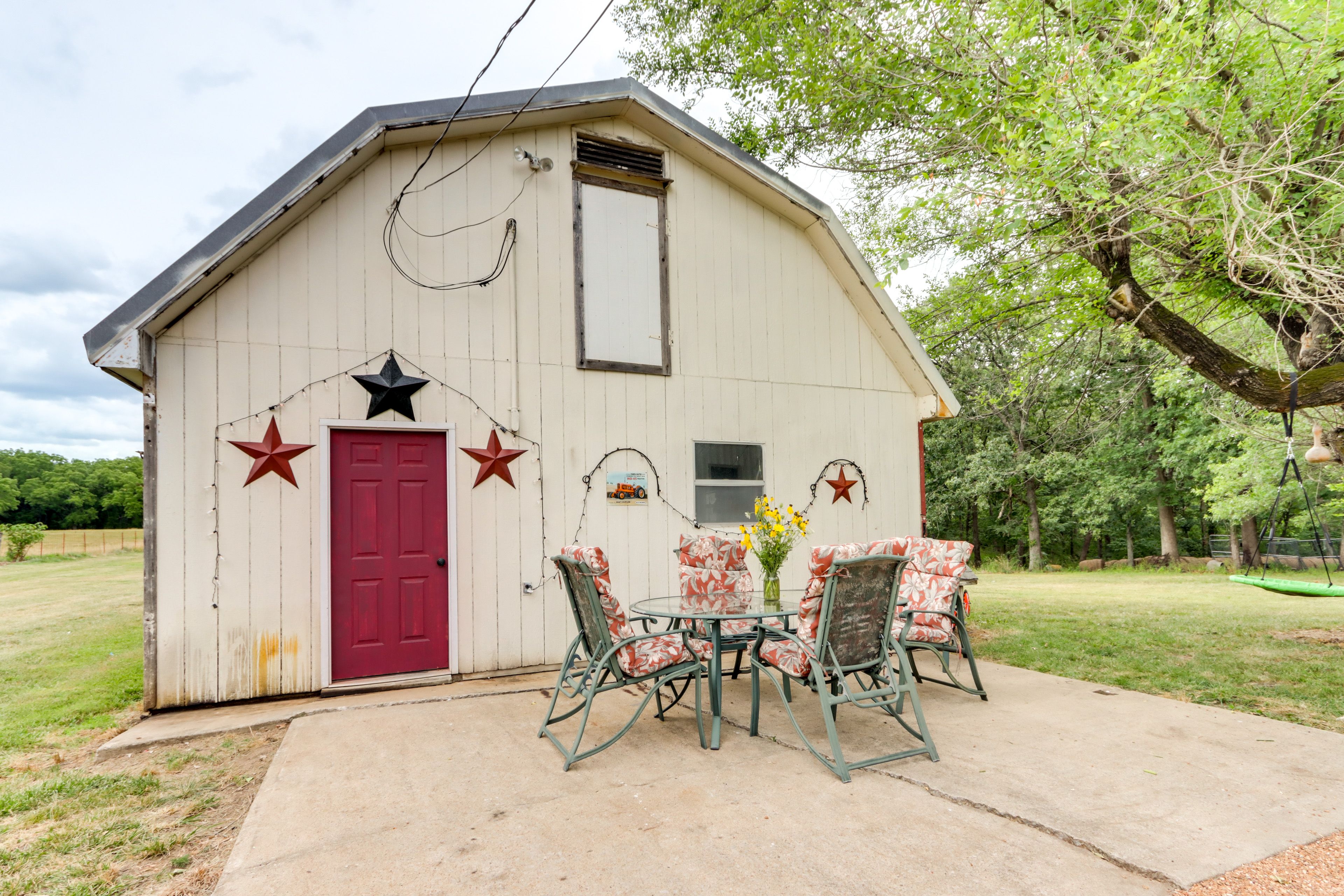 Private Patio | Outdoor Dining | Gas Grill