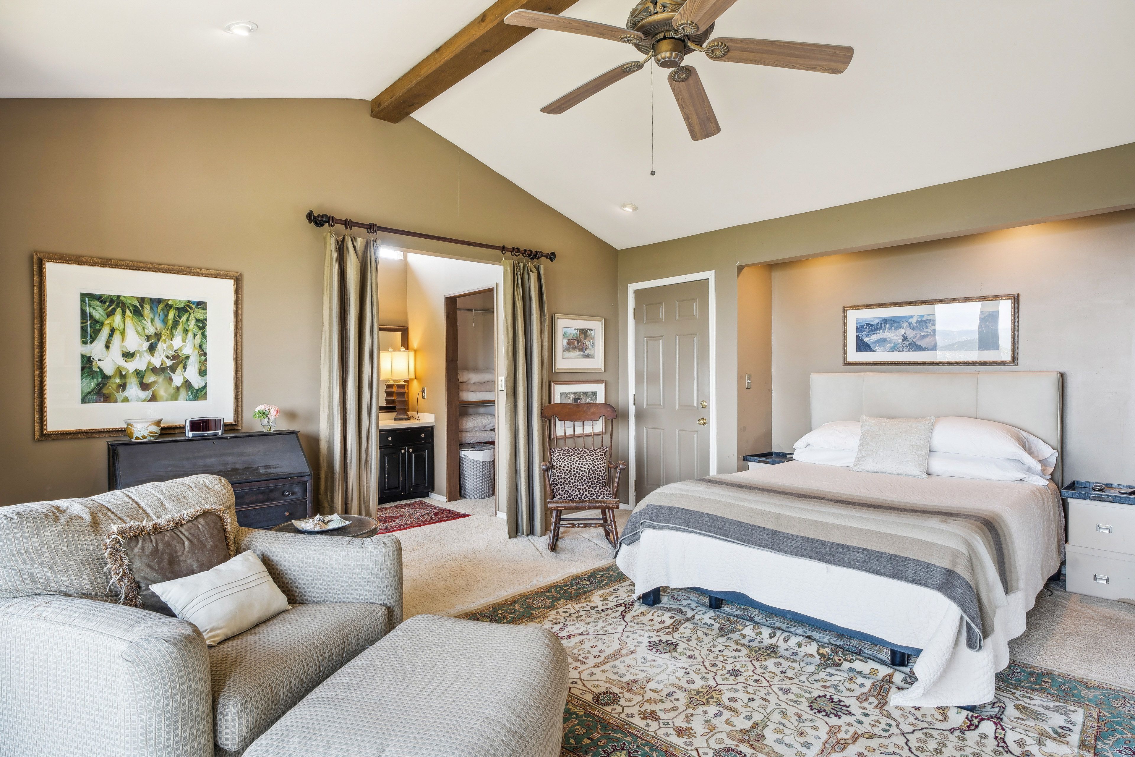 Bedroom 1 | Queen Bed | Linens Provided