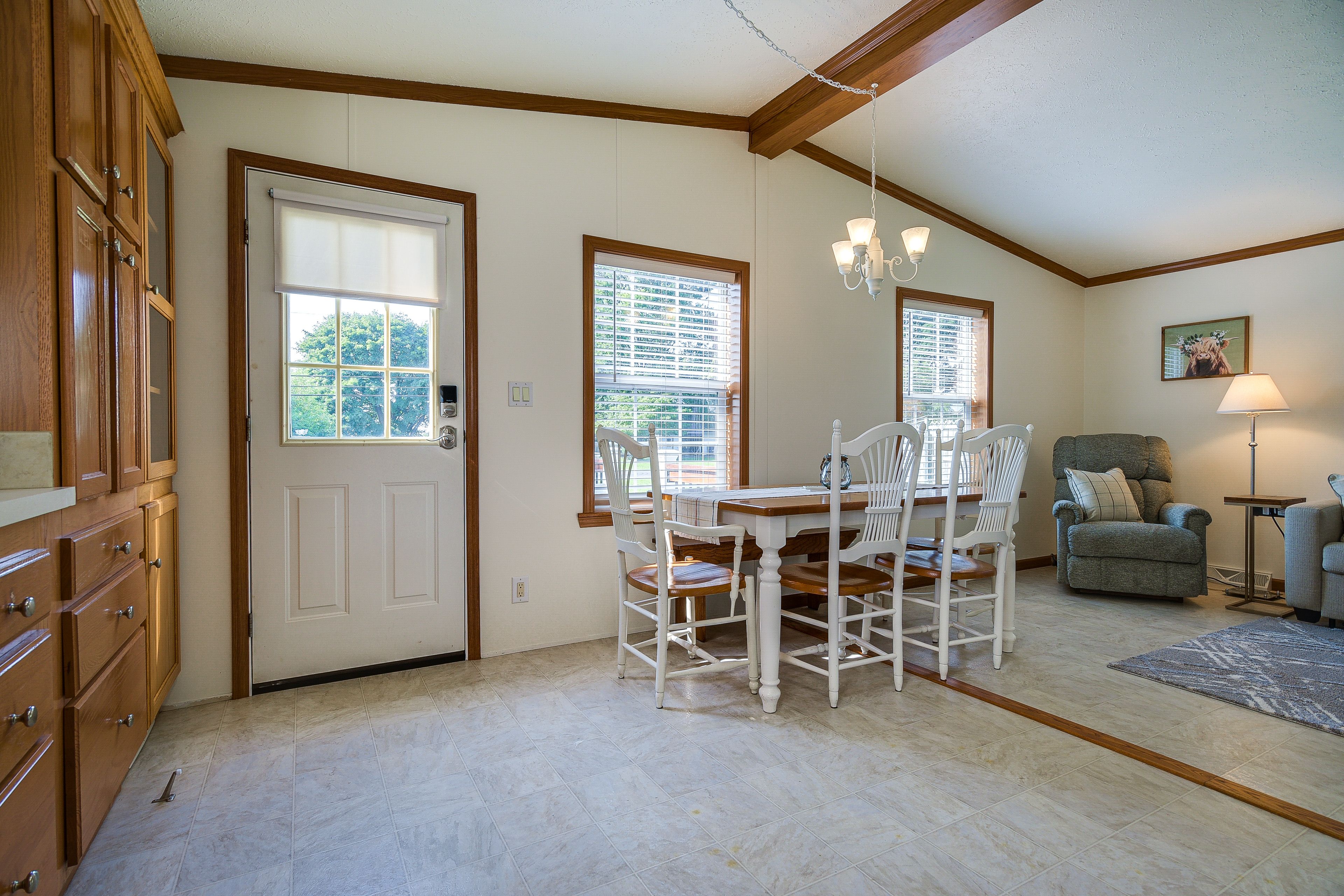 Dining Area | Dishware/Flatware | Trash Bags/Paper Towels