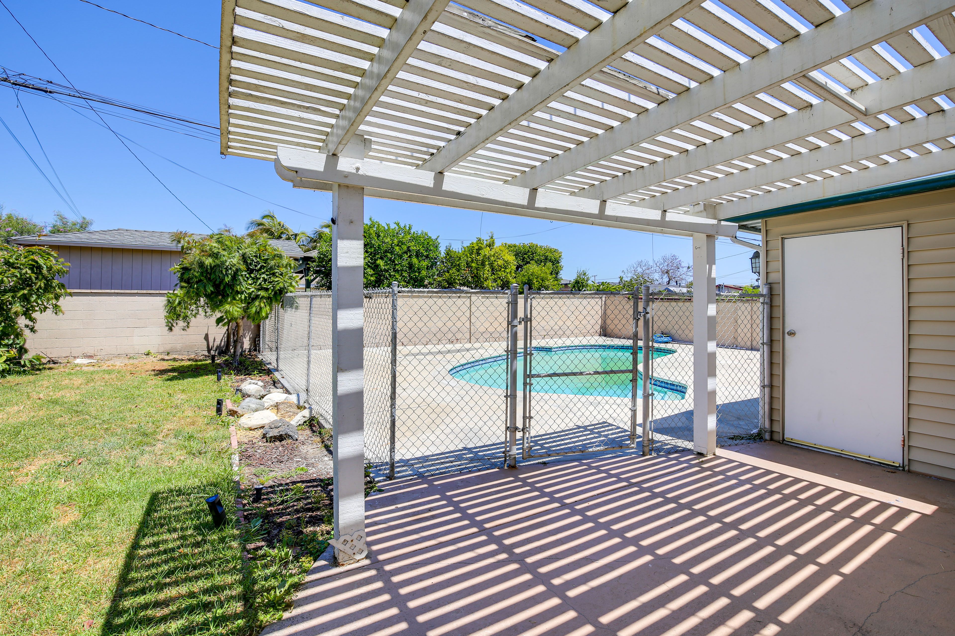 Pergola | Gas Grill | Propane Provided | Pet Friendly w/ Fee