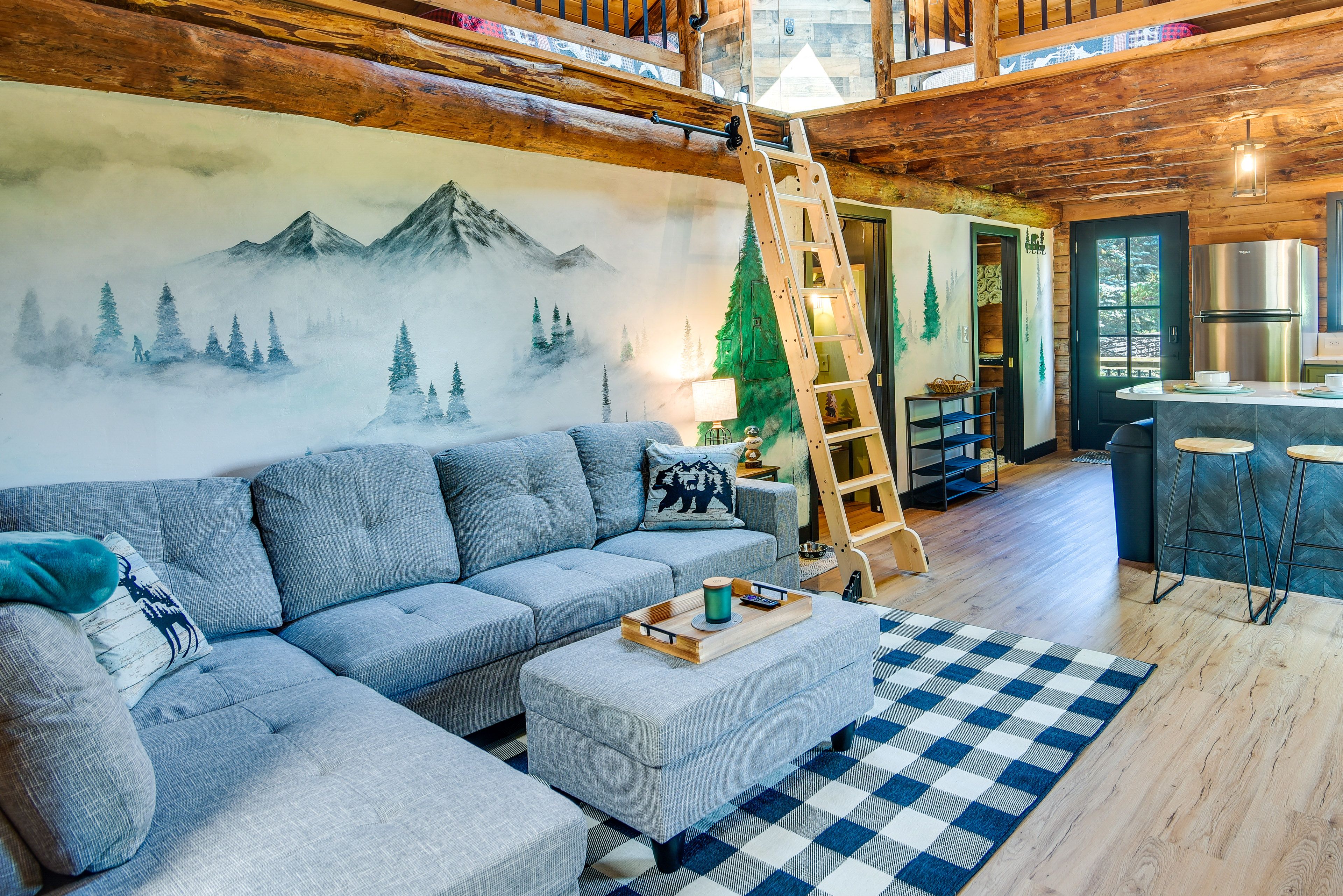 Living Room | Smart TV