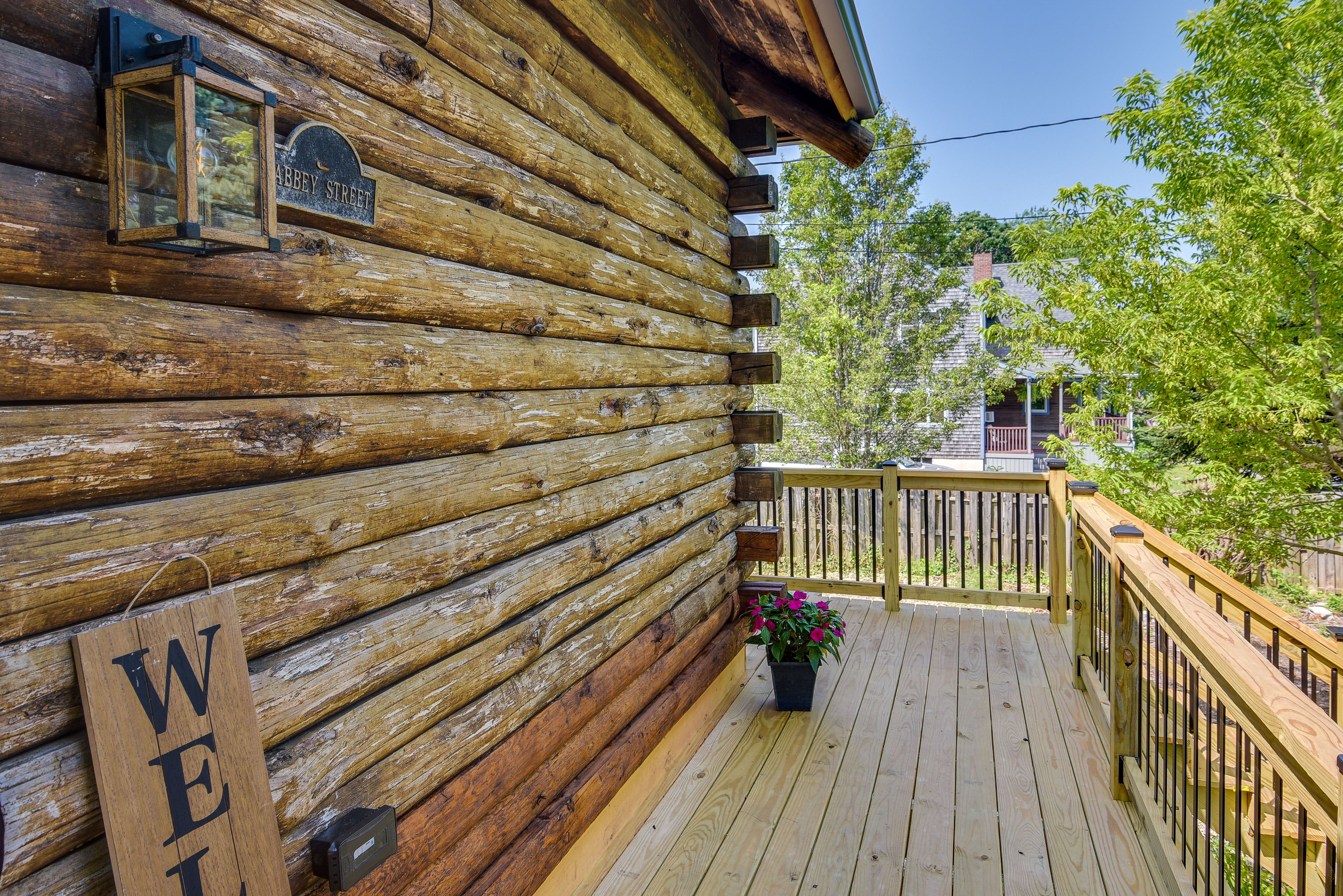 Private Deck