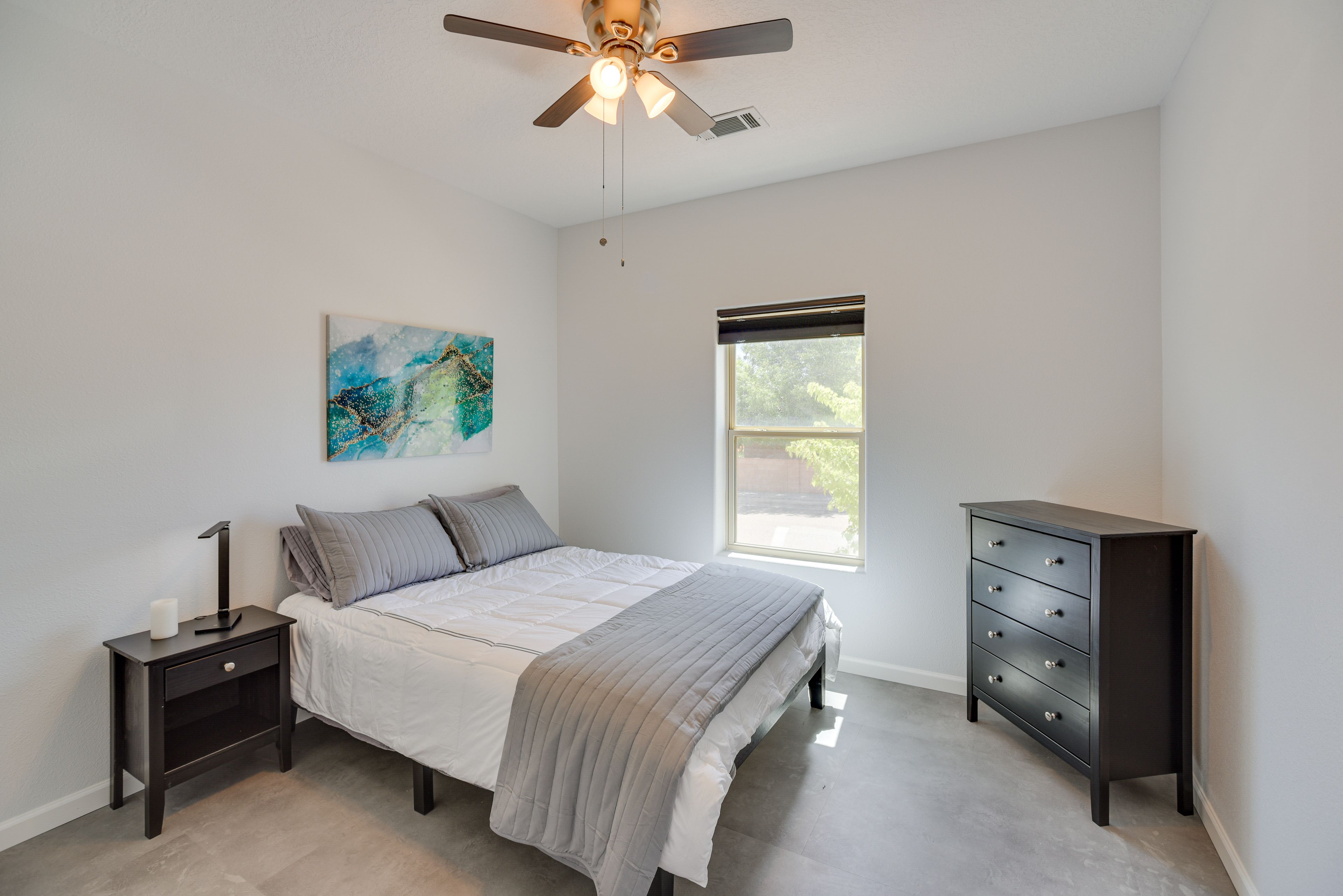 Bedroom 2 | Queen Bed