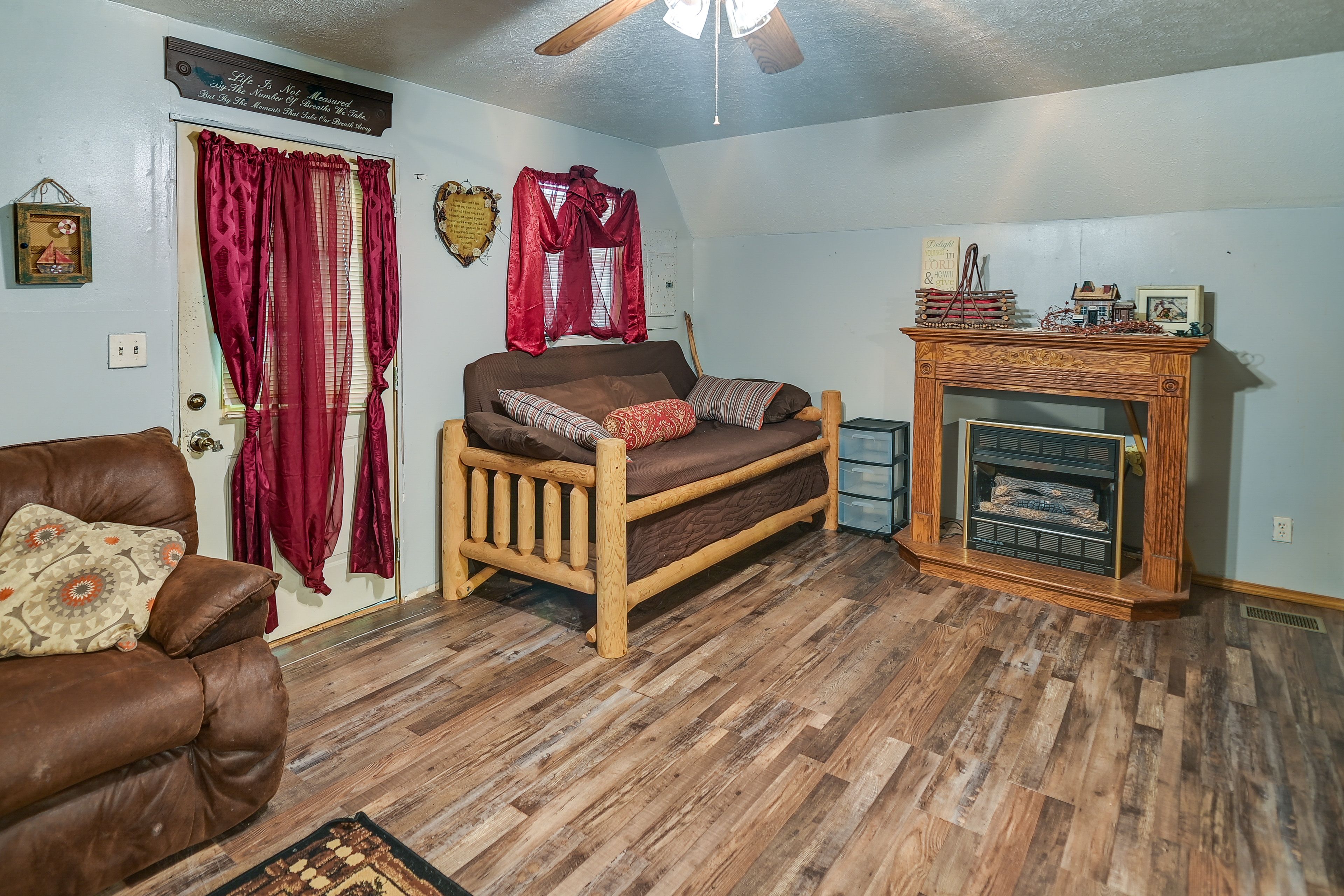 Living Room | Twin Daybed