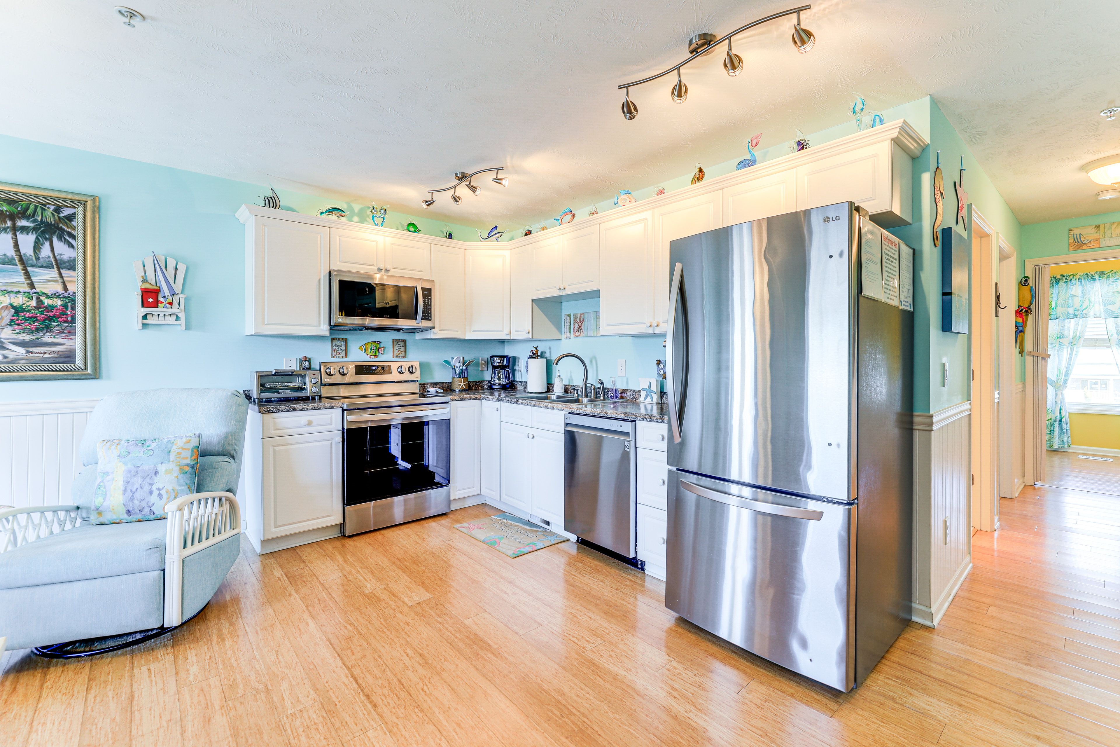 Kitchen | 3rd-Floor Condo | In-Unit Laundry | Central Heating & A/C